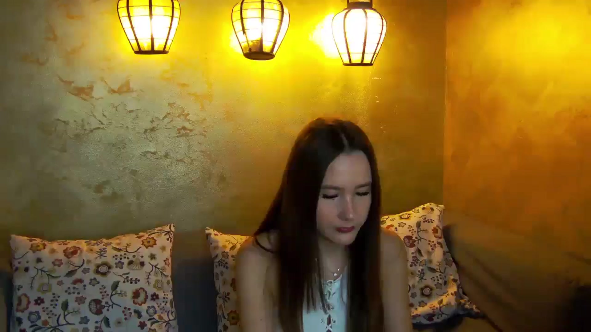 Gallery image thumbnail from Radiance's myfreecams stream on, 02/02/2026, 18:43 image 5 of 20