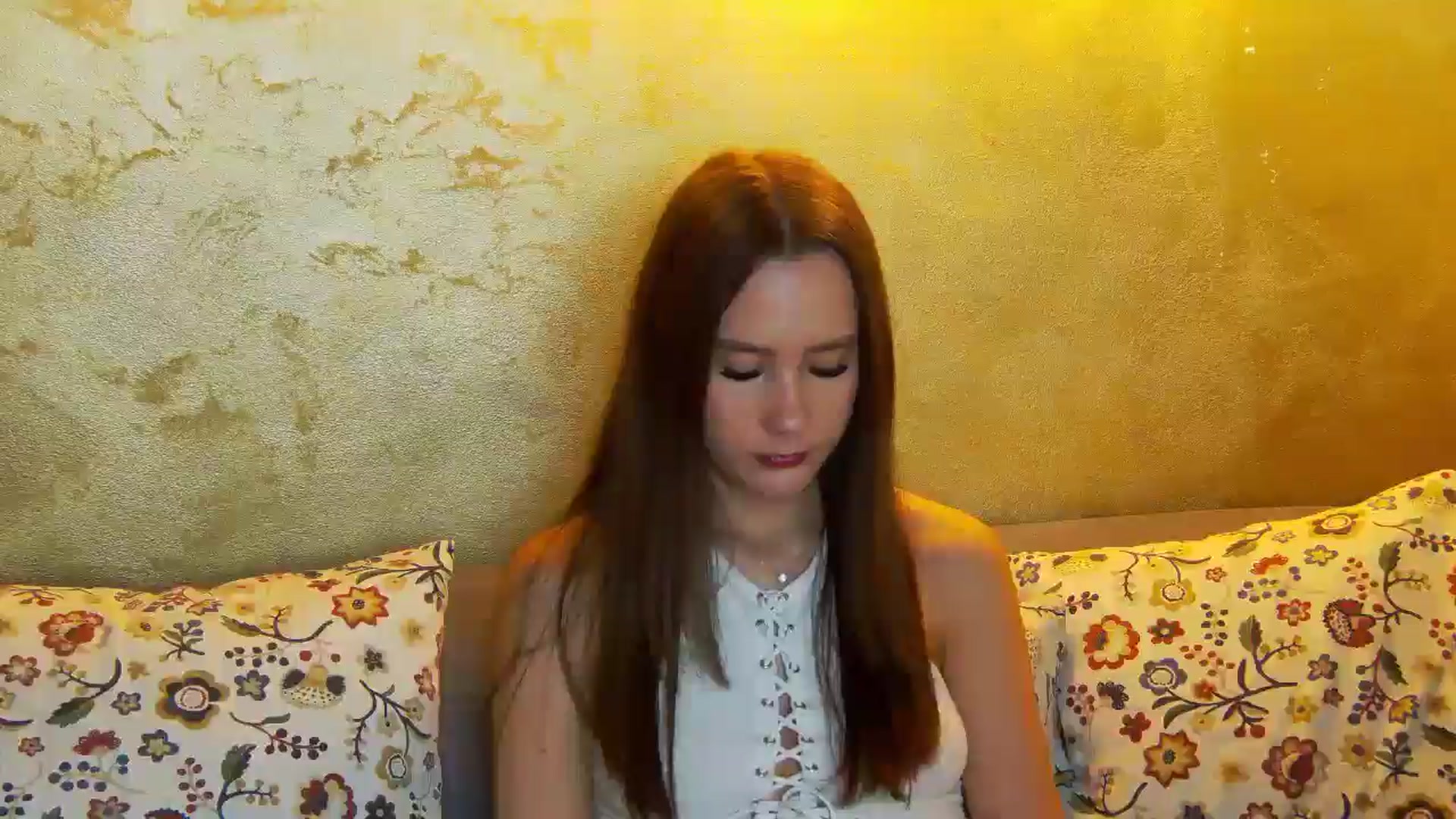 Gallery image thumbnail from Radiance's myfreecams stream on, 02/02/2026, 18:43 image 14 of 20