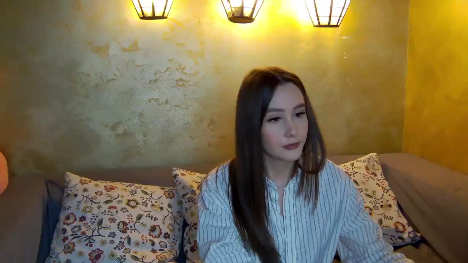 Gallery image thumbnail from Radiance's myfreecams stream on, 02/03/2026, 19:36 image 3 of 20