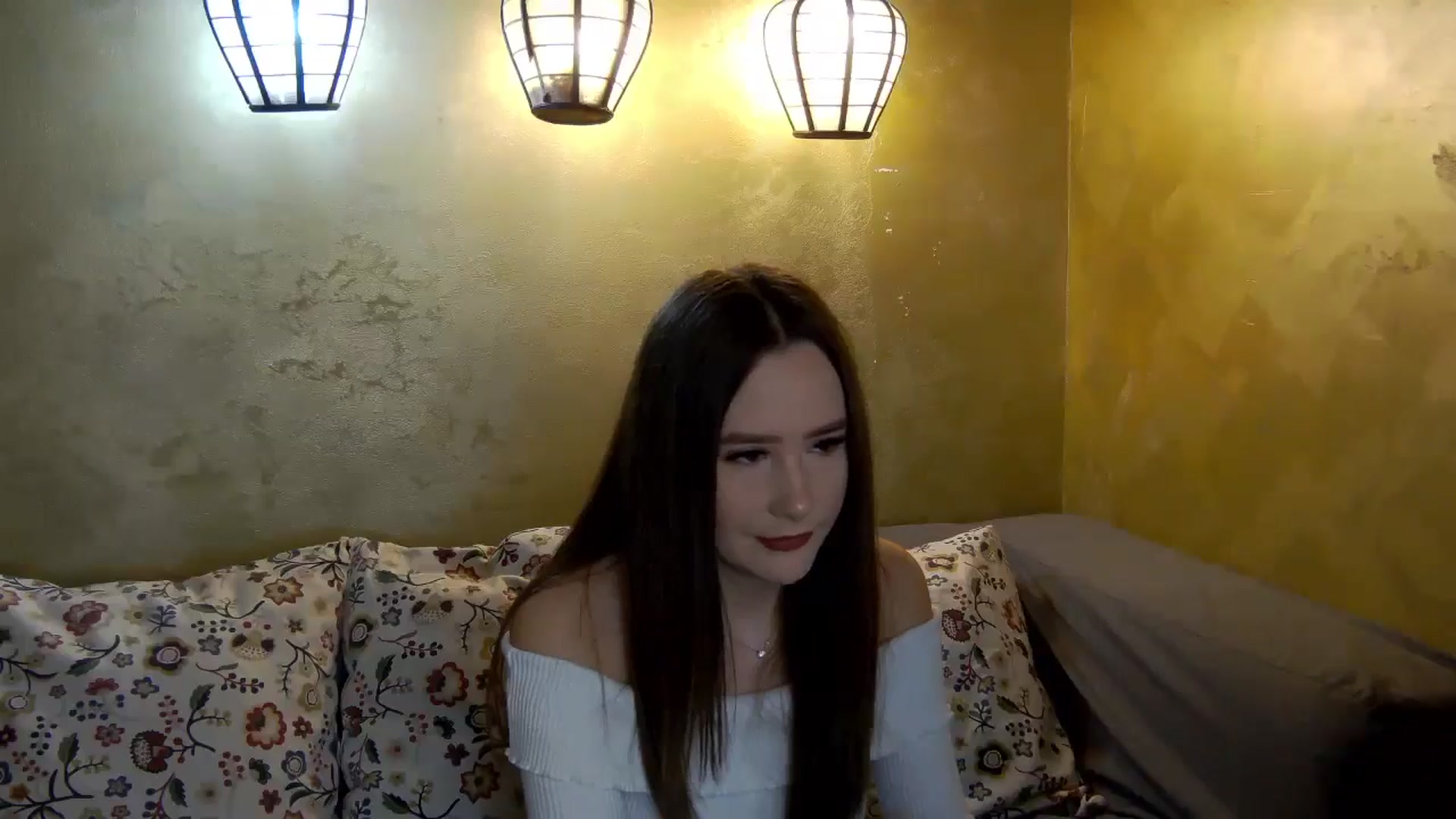 Gallery image thumbnail from Radiance's myfreecams stream on, 02/05/2026, 15:34 image 15 of 20