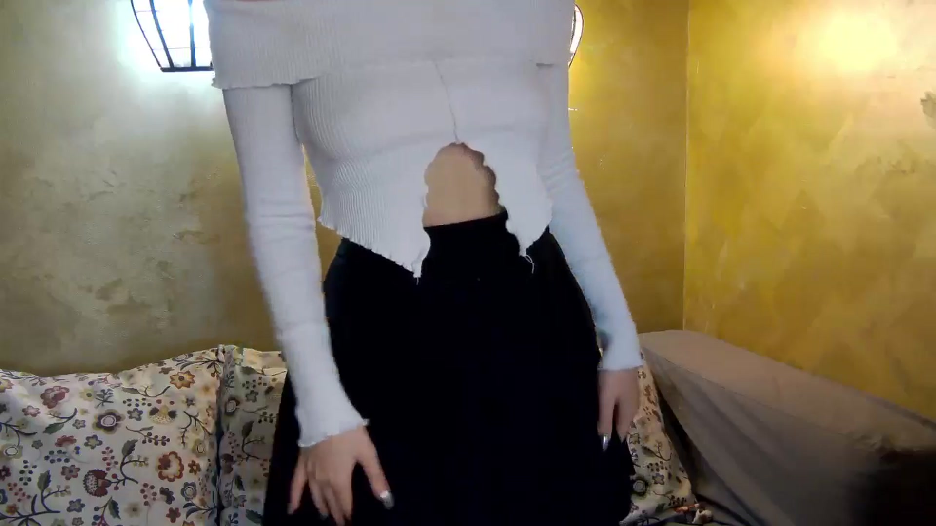 Gallery image thumbnail from Radiance's myfreecams stream on, 02/05/2026, 15:34 image 17 of 20
