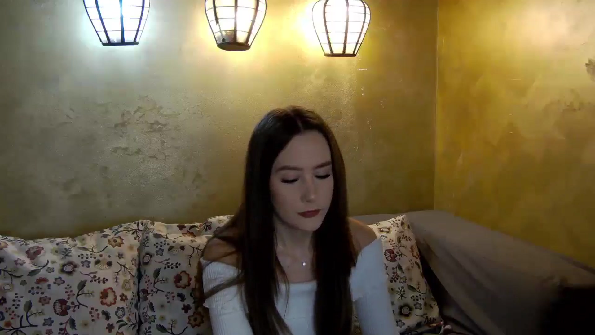 Gallery image thumbnail from Radiance's myfreecams stream on, 02/05/2026, 15:34 image 10 of 20