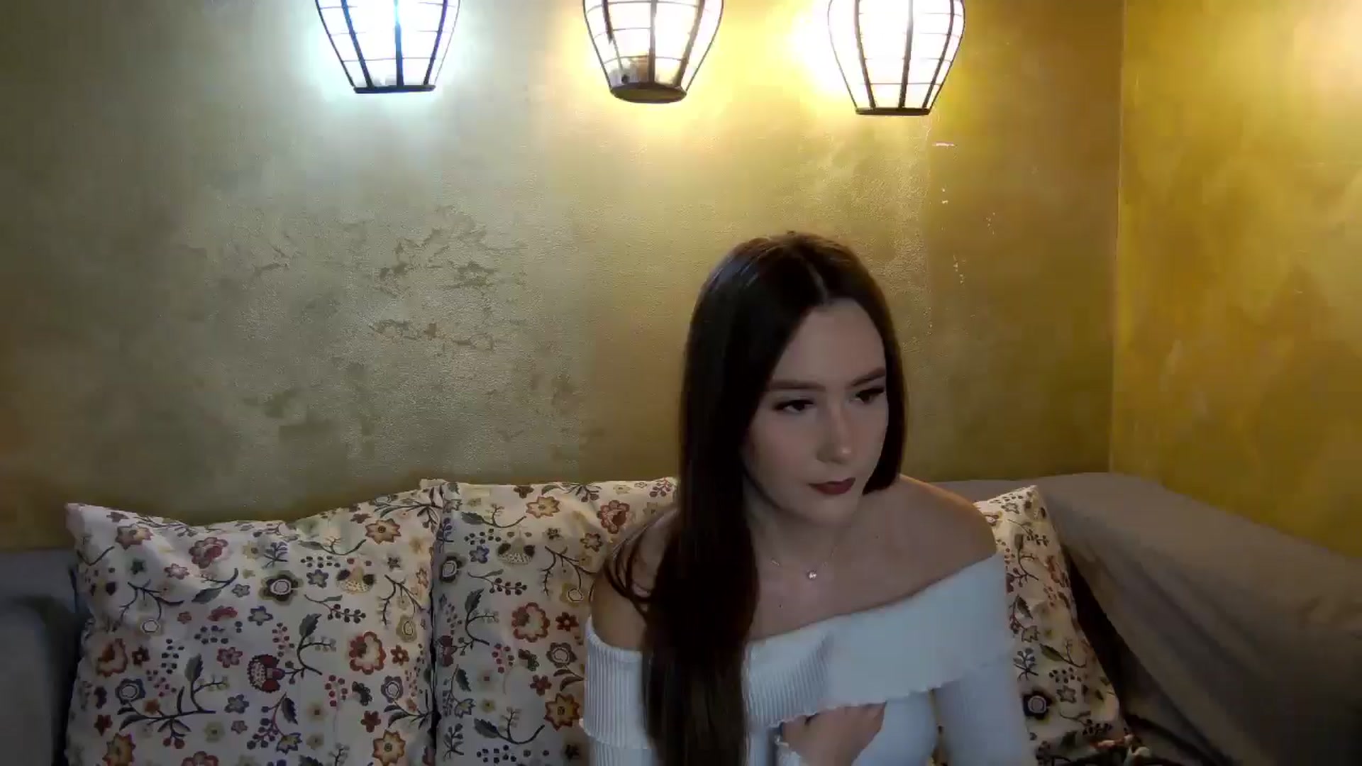 Gallery image thumbnail from Radiance's myfreecams stream on, 02/05/2026, 16:37 image 18 of 20