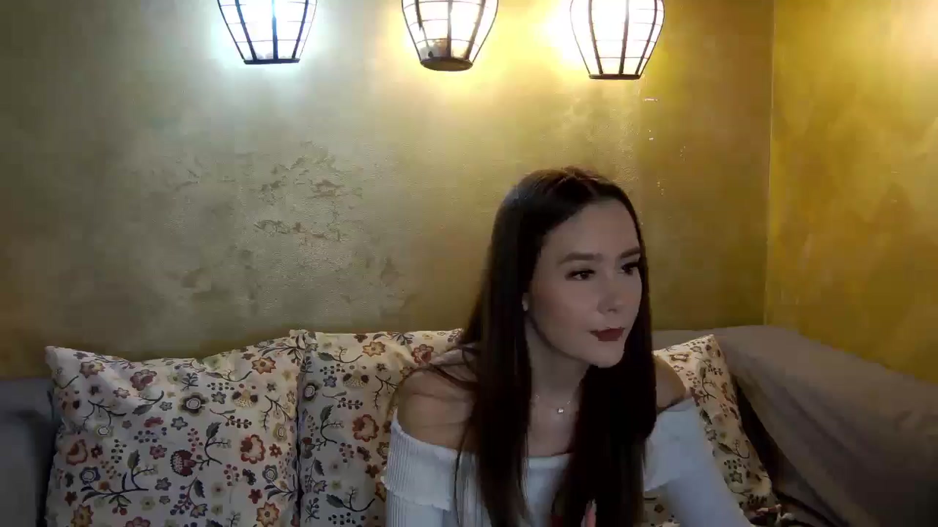 Gallery image thumbnail from Radiance's myfreecams stream on, 02/05/2026, 16:37 image 16 of 20
