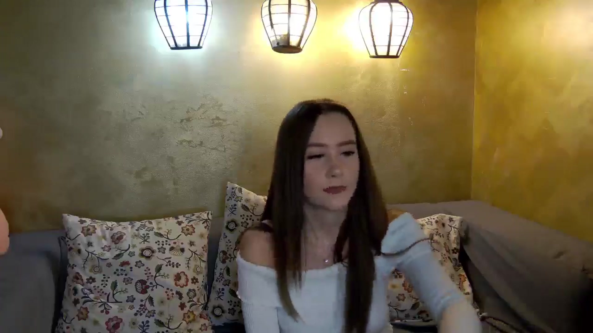 Gallery image thumbnail from Radiance's myfreecams stream on, 02/05/2026, 18:16 image 18 of 20