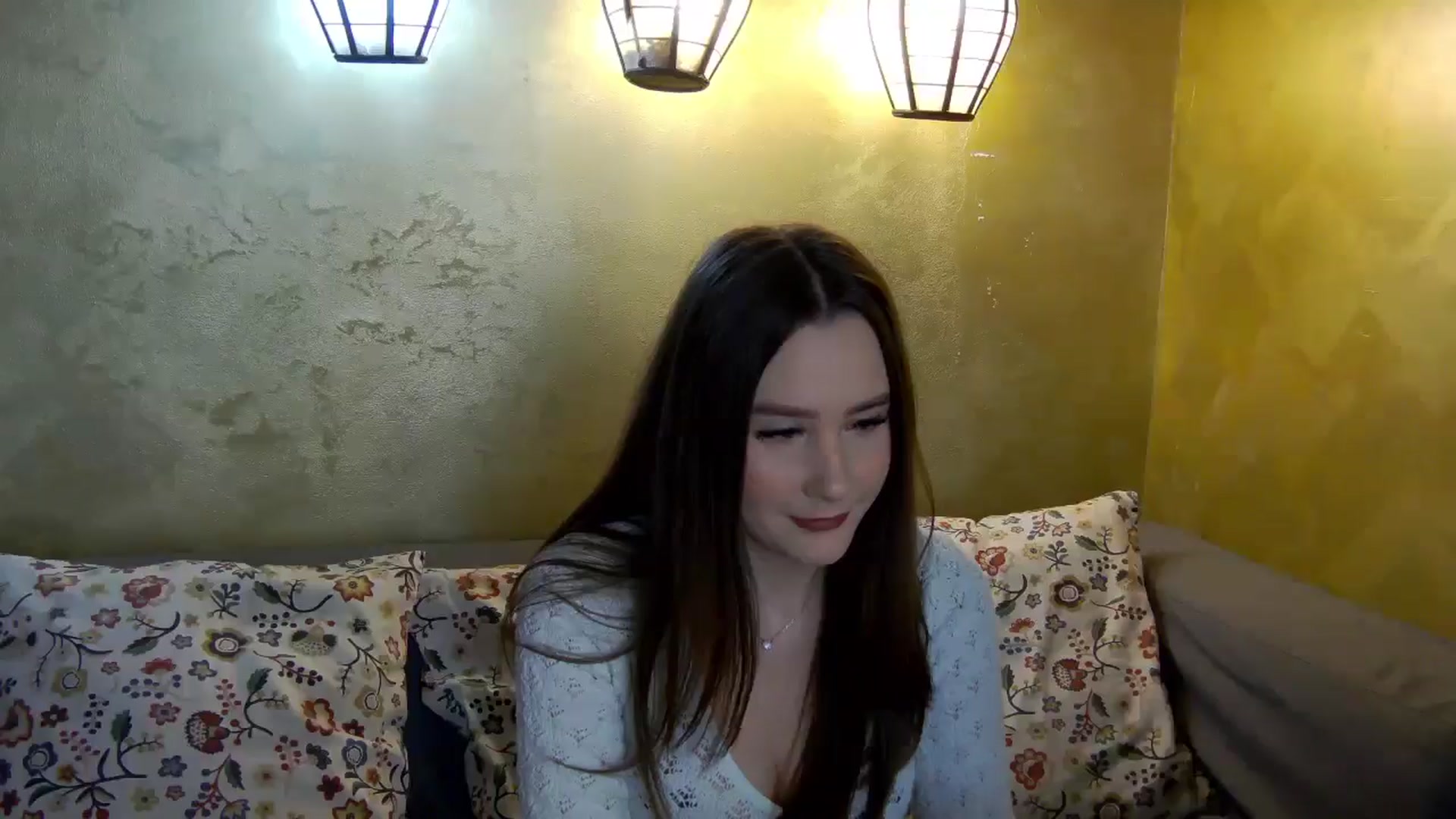 Gallery image thumbnail from Radiance's myfreecams stream on, 02/08/2026, 19:02 image 5 of 20