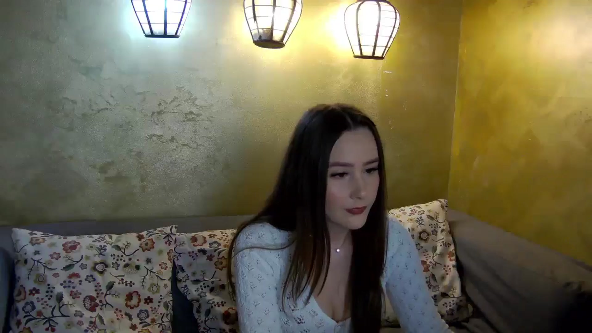 Gallery image thumbnail from Radiance's myfreecams stream on, 02/08/2026, 19:42 image 3 of 20