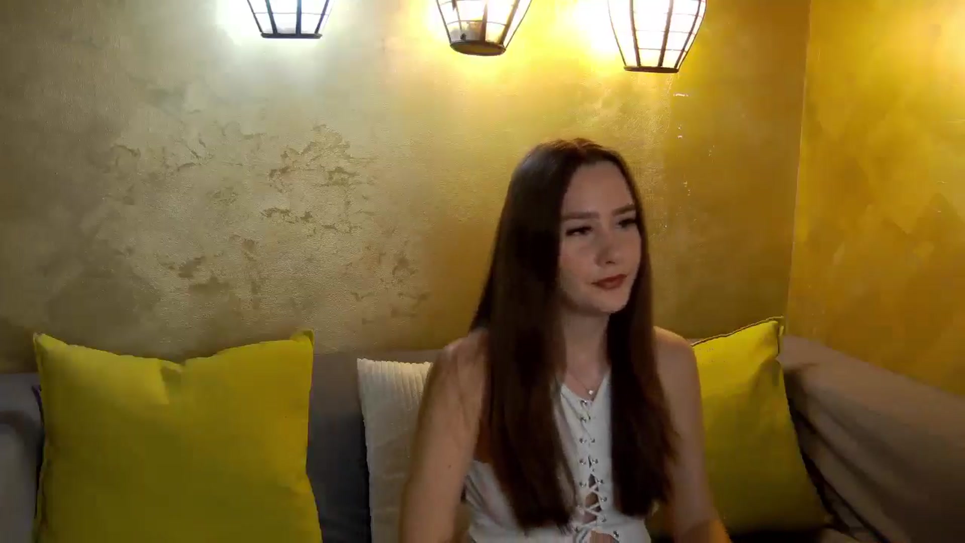 Gallery image thumbnail from Radiance's myfreecams stream on, 02/11/2026, 15:01 image 3 of 20