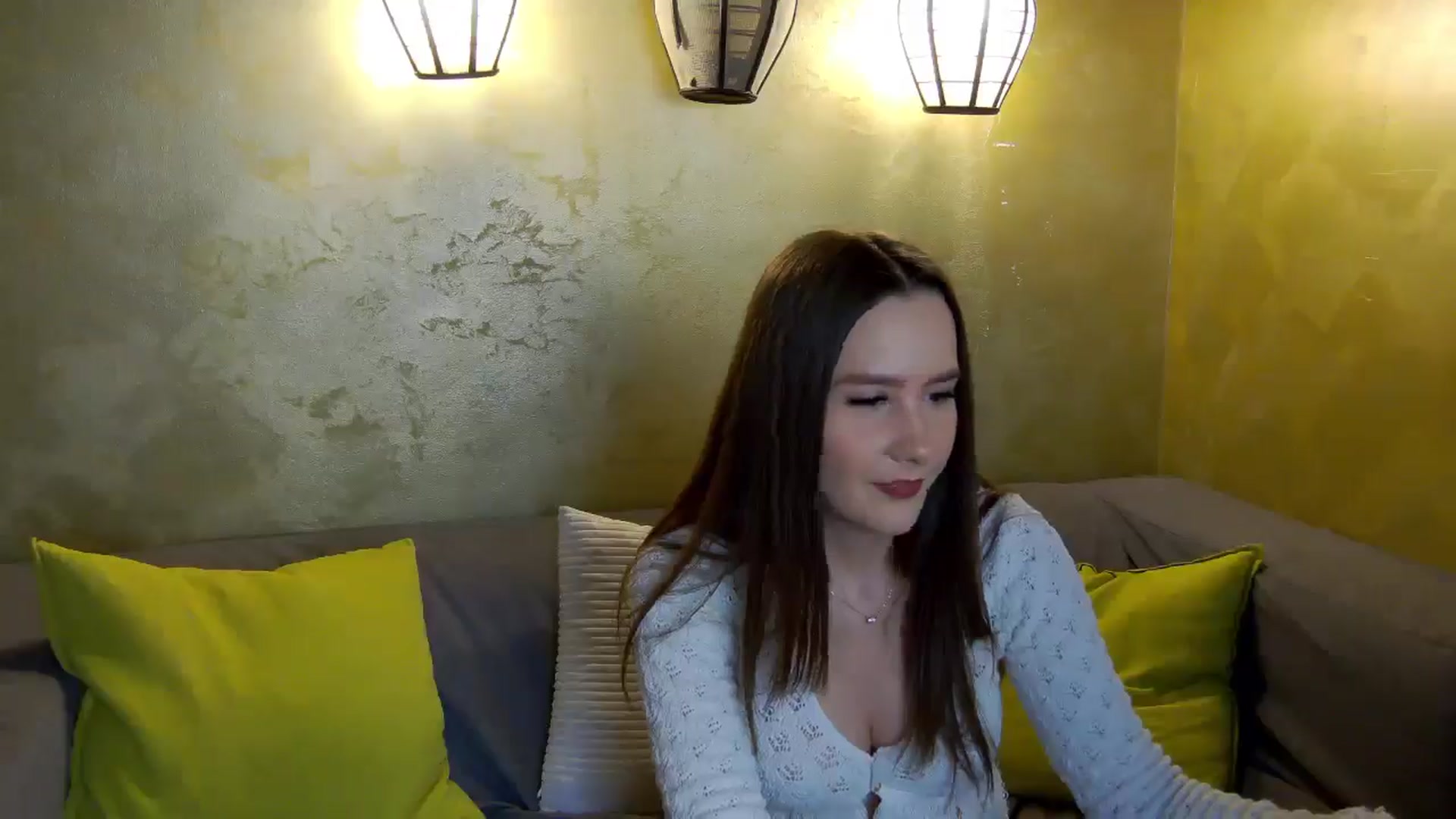Gallery image thumbnail from Radiance's myfreecams stream on, 02/15/2026, 15:12 image 8 of 20