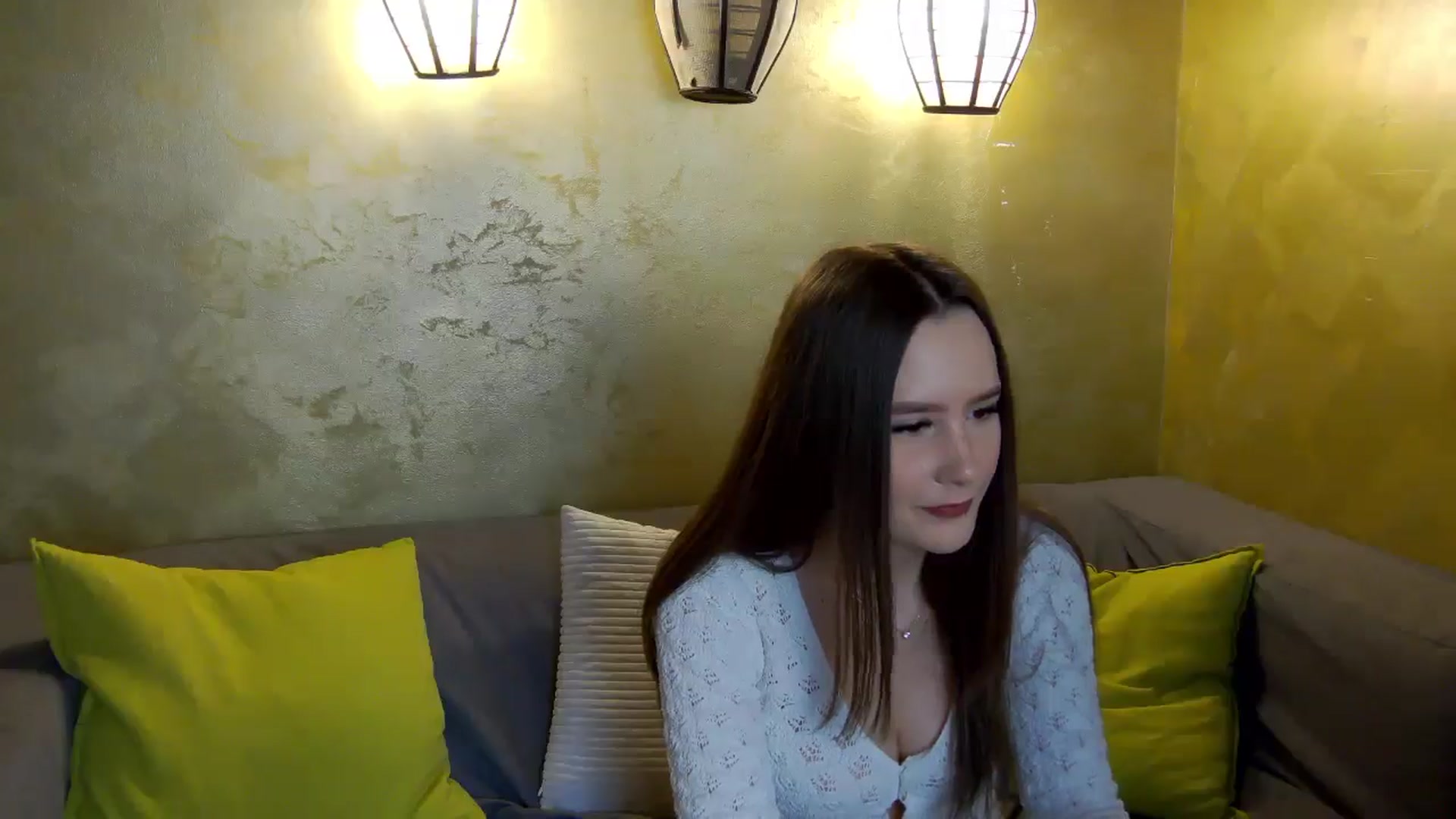Gallery image thumbnail from Radiance's myfreecams stream on, 02/15/2026, 15:12 image 15 of 20