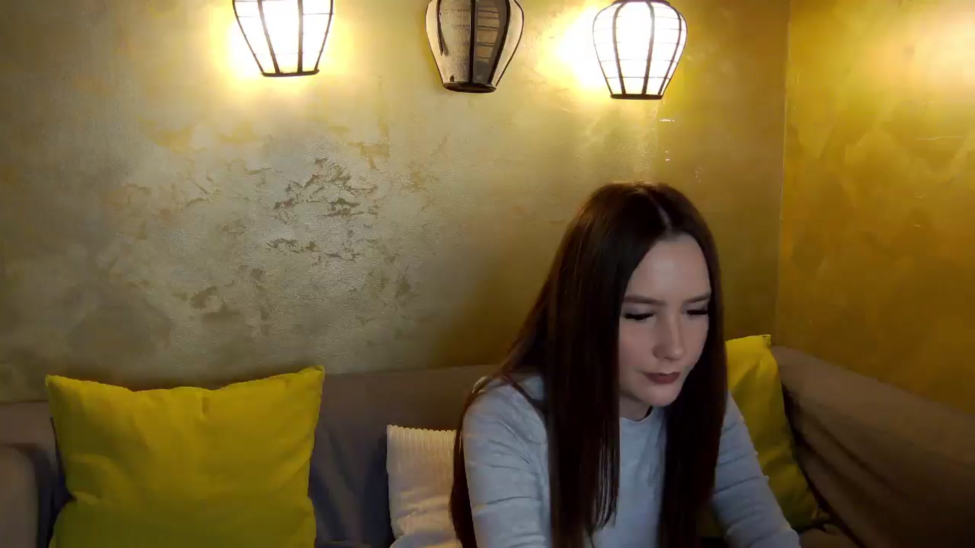 Gallery image thumbnail from Radiance's myfreecams stream on, 02/19/2026, 16:05 image 15 of 20