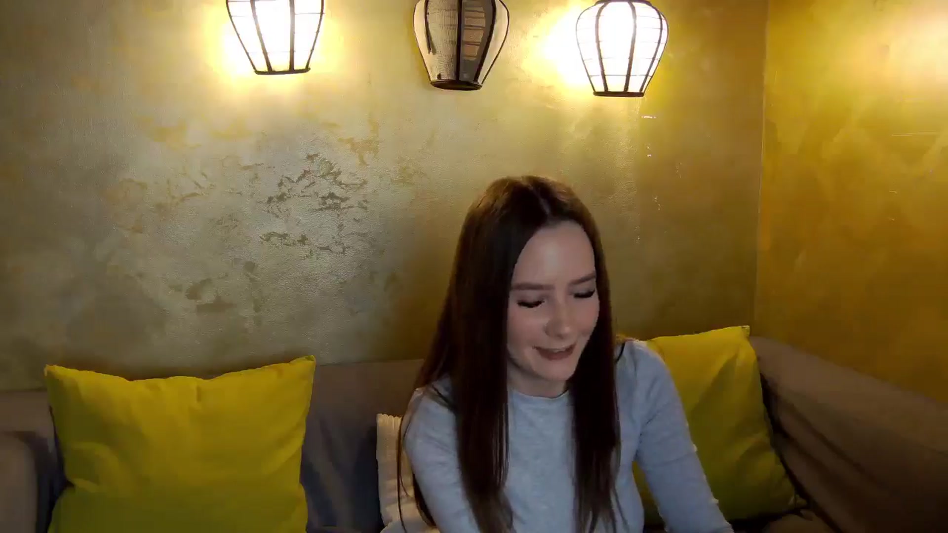 Gallery image thumbnail from Radiance's myfreecams stream on, 02/19/2026, 16:05 image 17 of 20