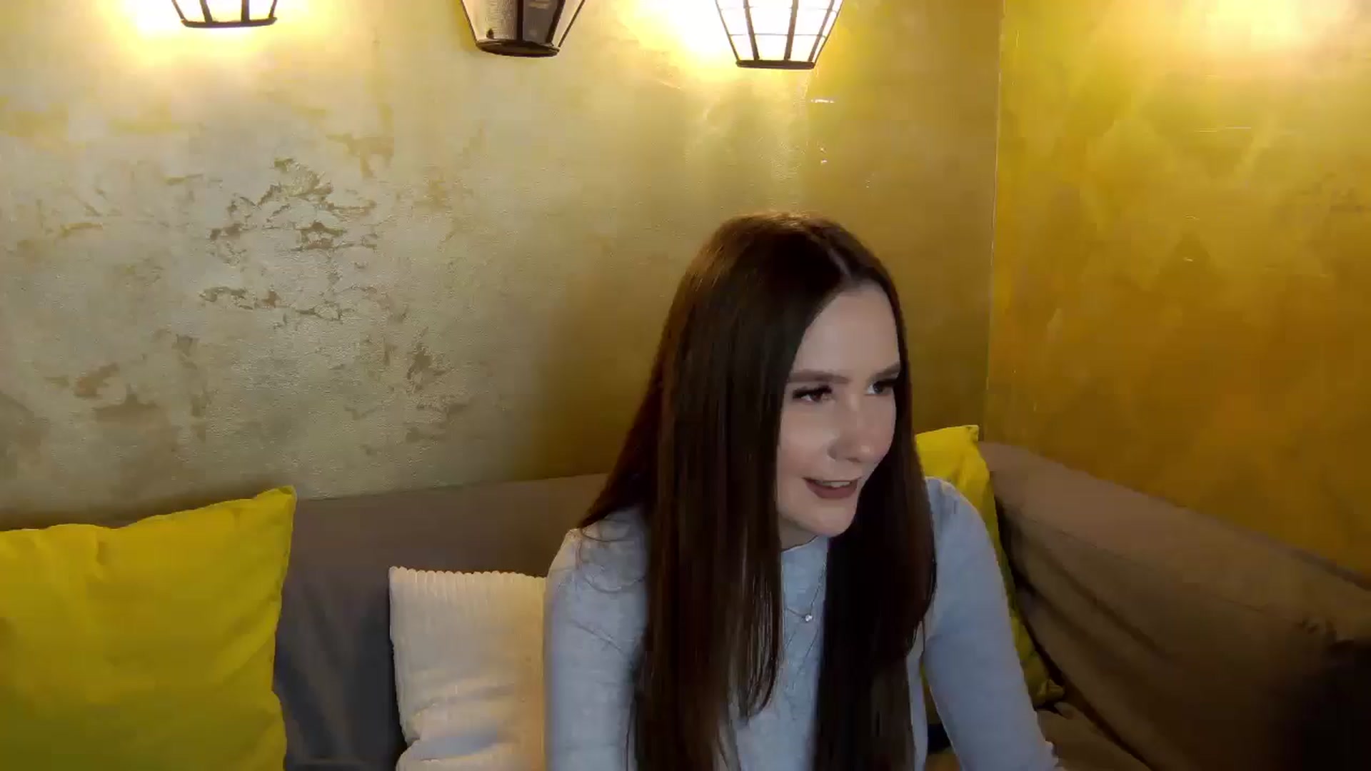 Gallery image thumbnail from Radiance's myfreecams stream on, 02/19/2026, 16:05 image 1 of 20