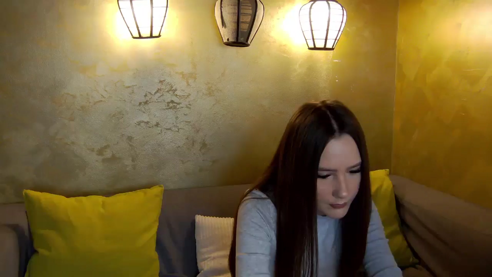 Gallery image thumbnail from Radiance's myfreecams stream on, 02/19/2026, 16:05 image 16 of 20