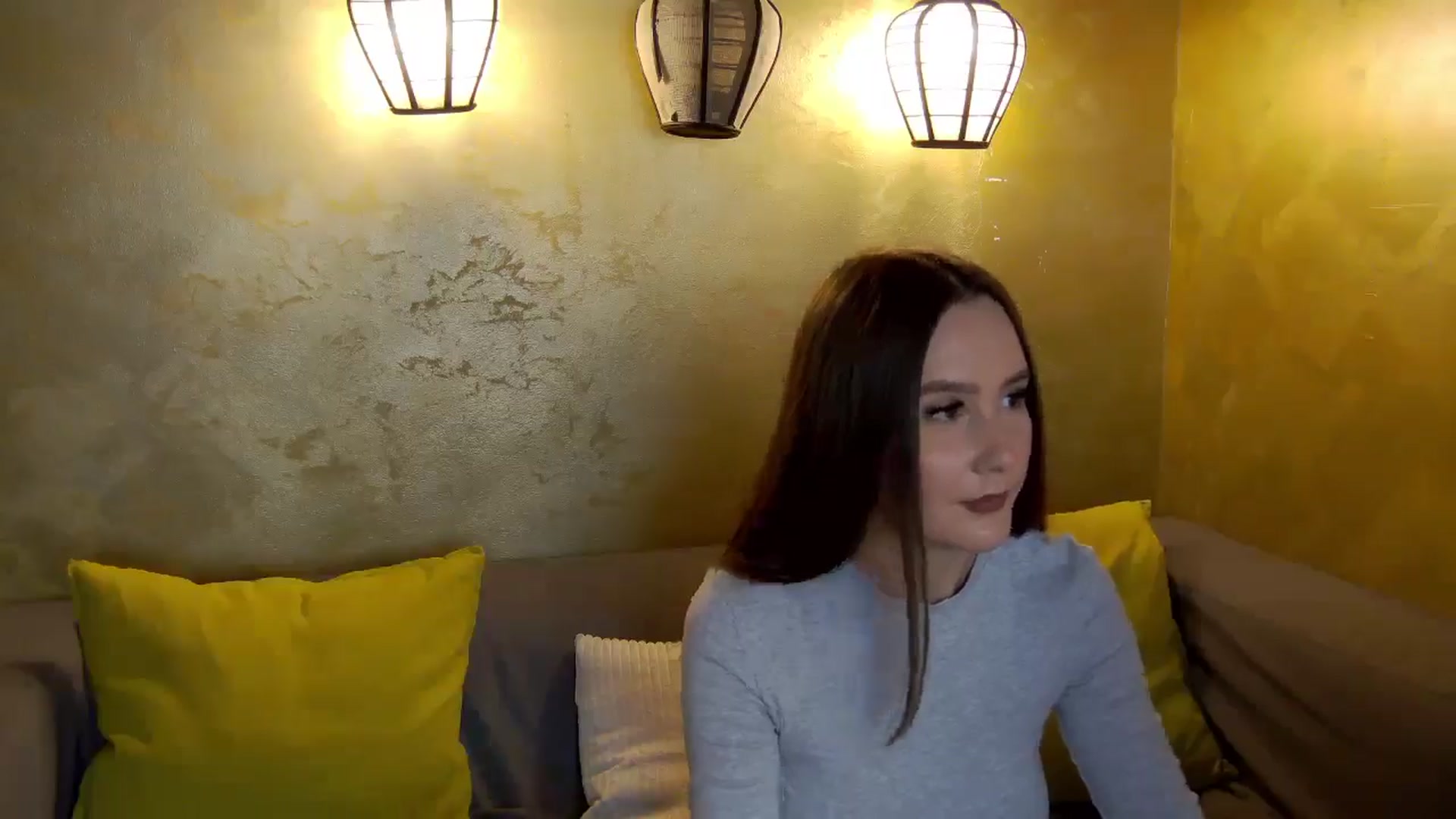 Gallery image thumbnail from Radiance's myfreecams stream on, 02/19/2026, 16:05 image 9 of 20