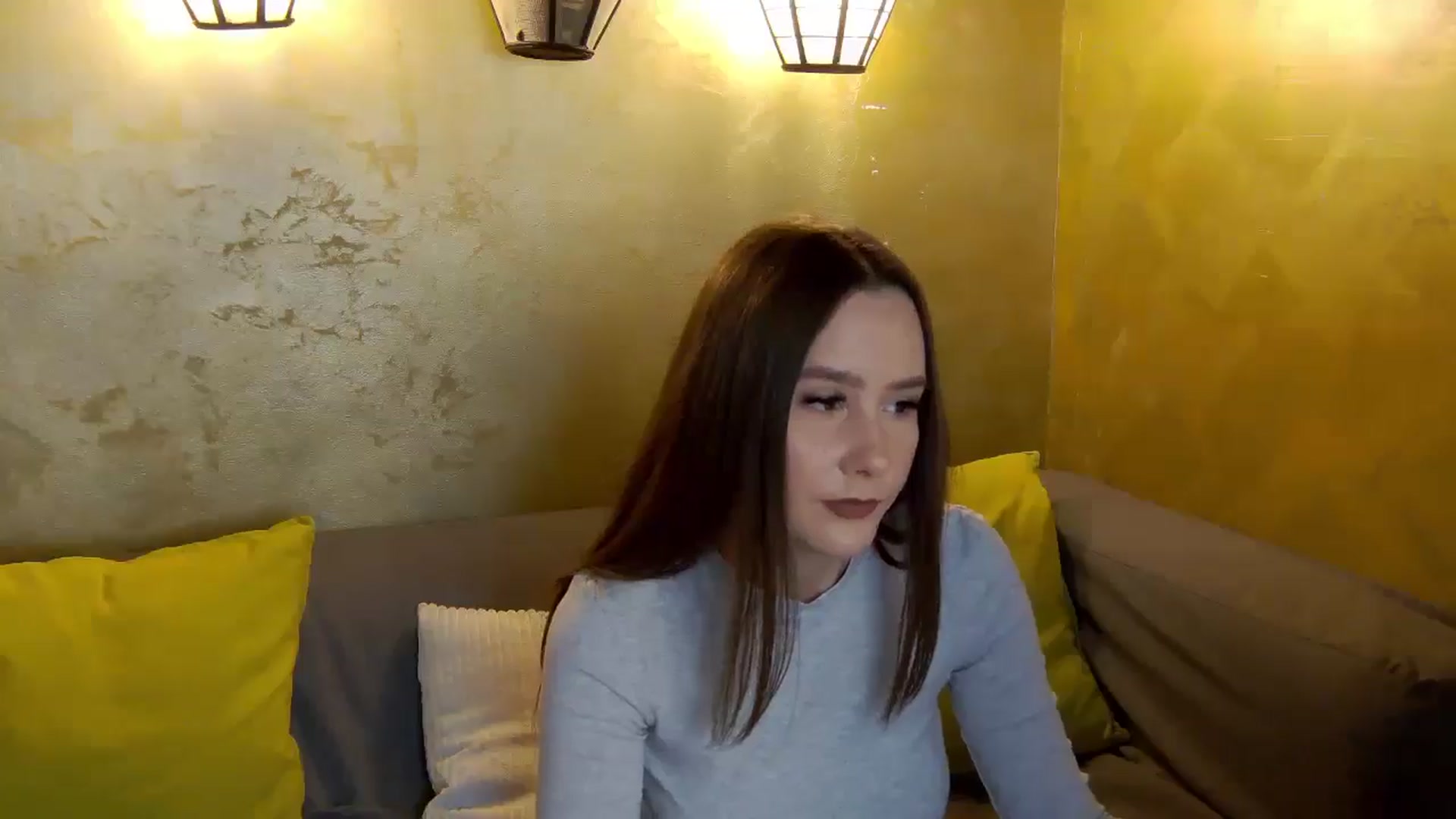 Gallery image thumbnail from Radiance's myfreecams stream on, 02/19/2026, 16:05 image 4 of 20