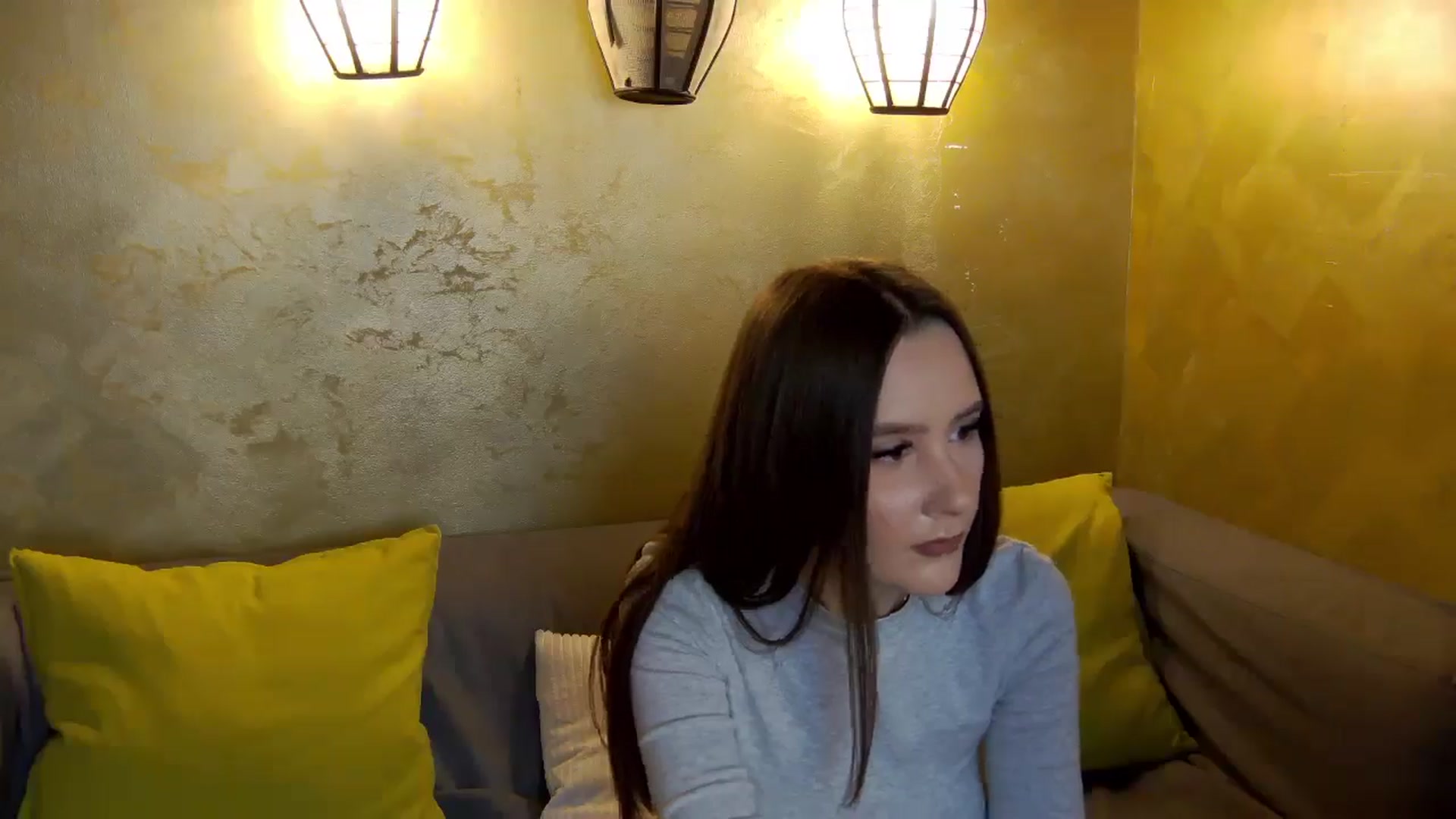 Gallery image thumbnail from Radiance's myfreecams stream on, 02/19/2026, 19:16 image 13 of 20