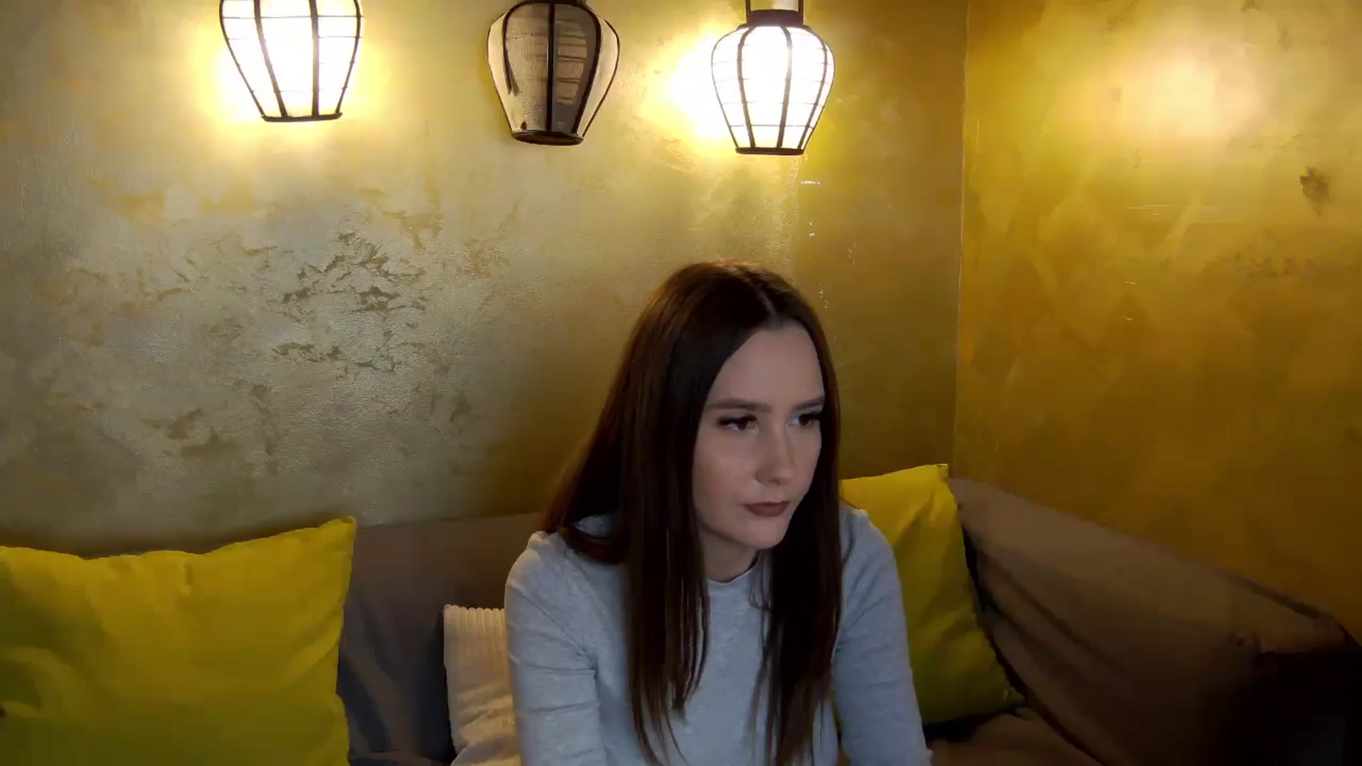 Gallery image thumbnail from Radiance's myfreecams stream on, 02/19/2026, 19:16 image 5 of 20