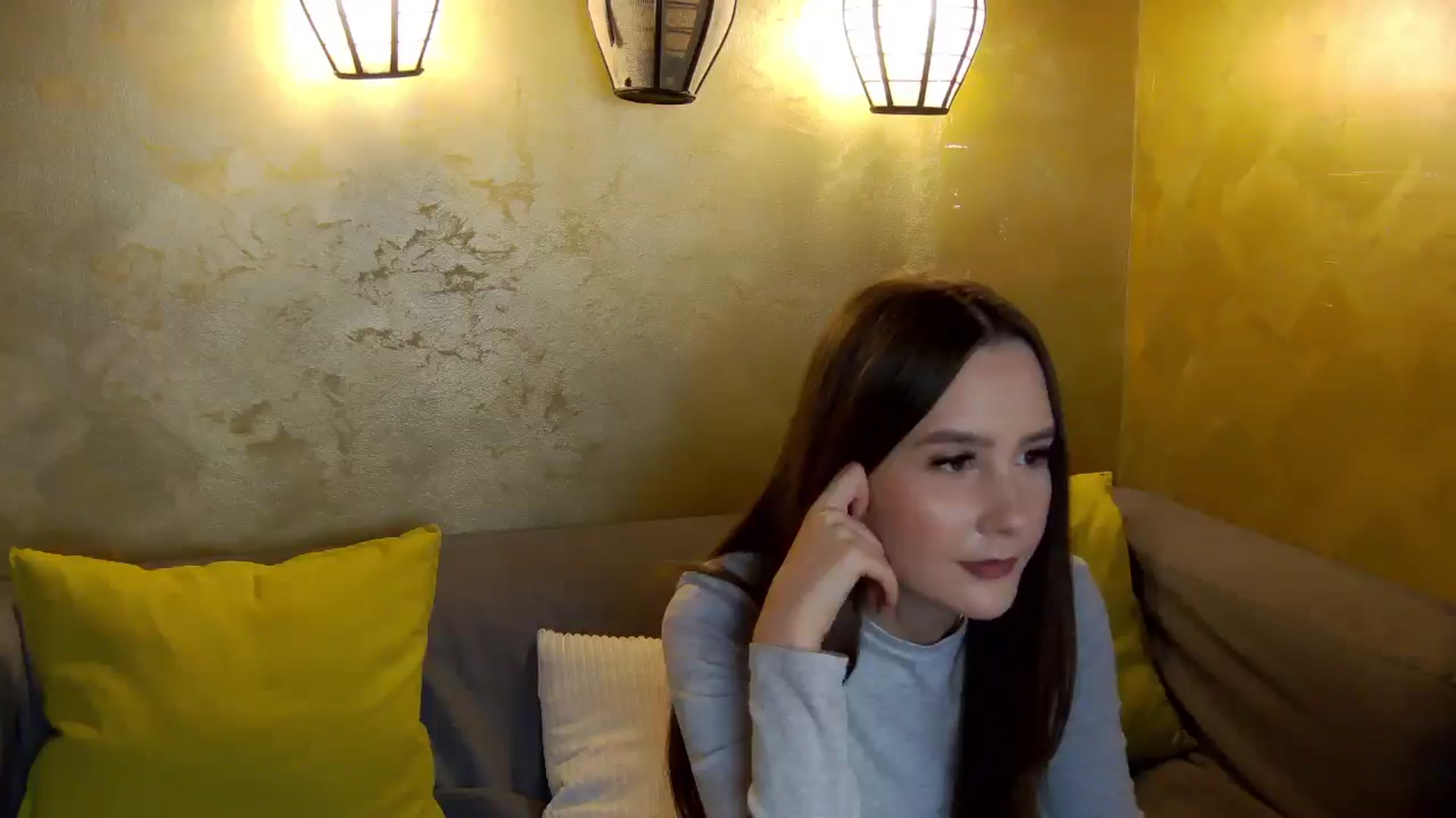 Gallery image thumbnail from Radiance's myfreecams stream on, 02/19/2026, 19:16 image 15 of 20