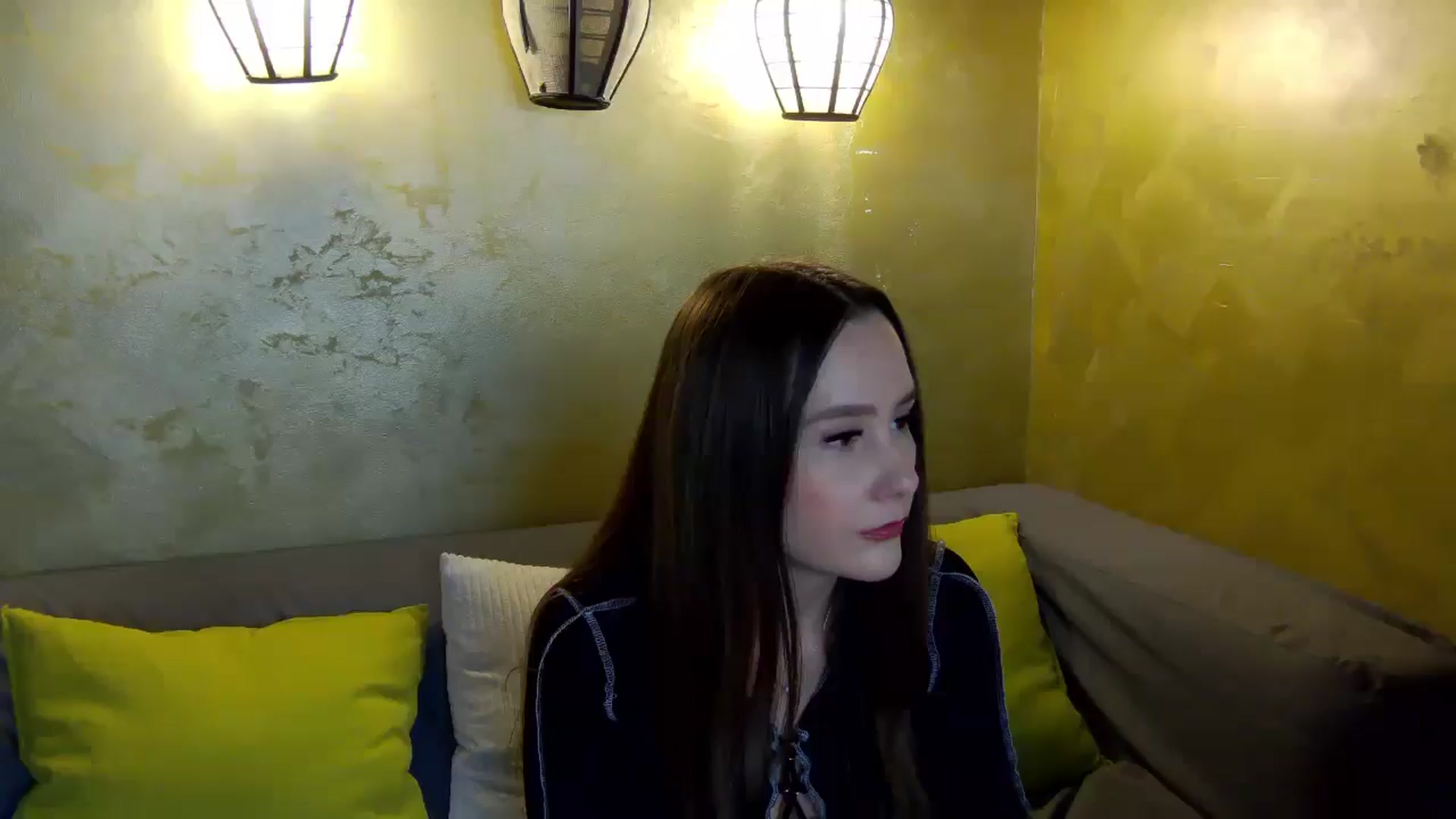 Gallery image thumbnail from Radiance's myfreecams stream on, 02/20/2026, 21:22 image 1 of 20