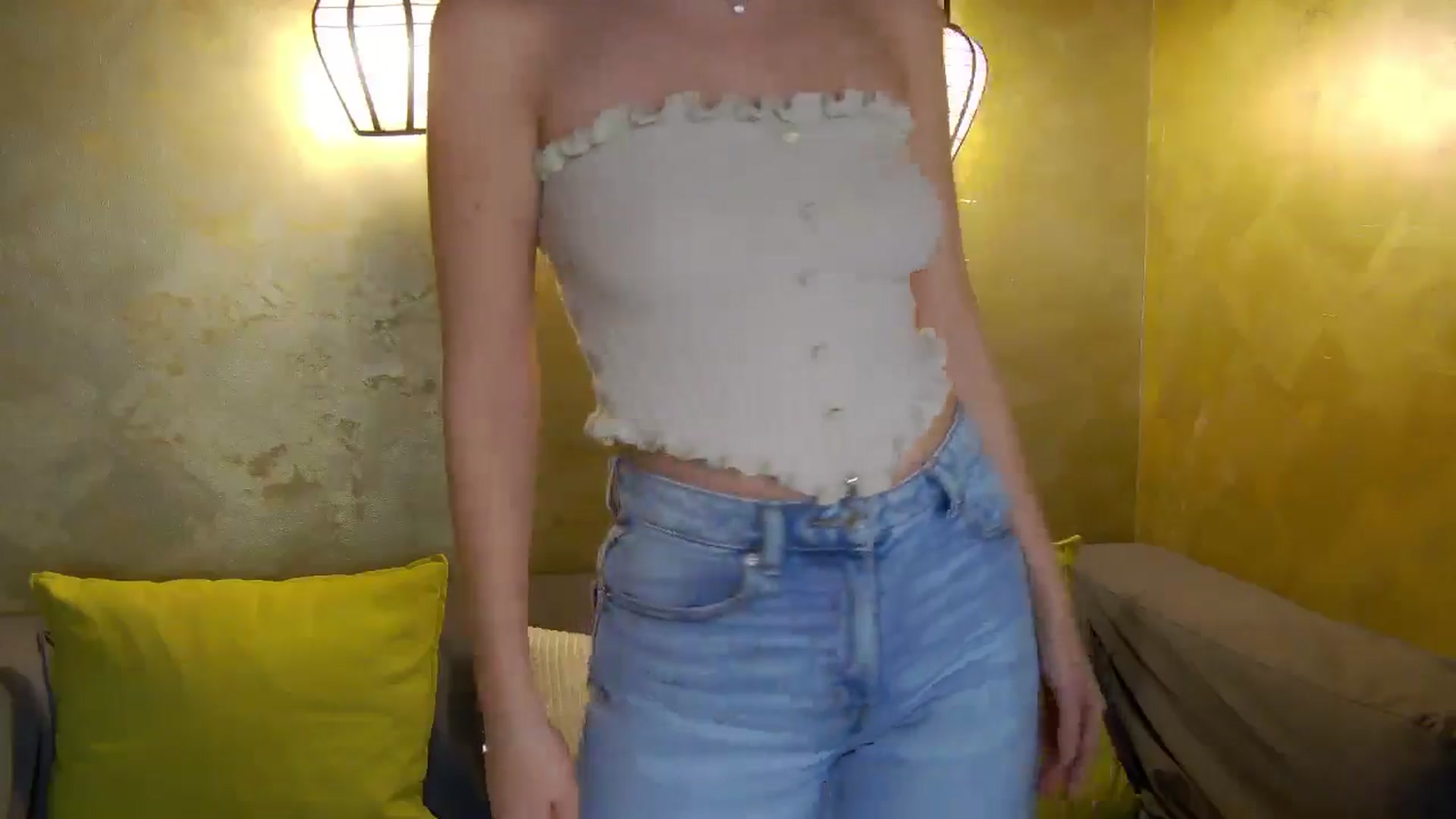 Gallery image thumbnail from Radiance's myfreecams stream on, 02/25/2026, 18:04 image 4 of 20
