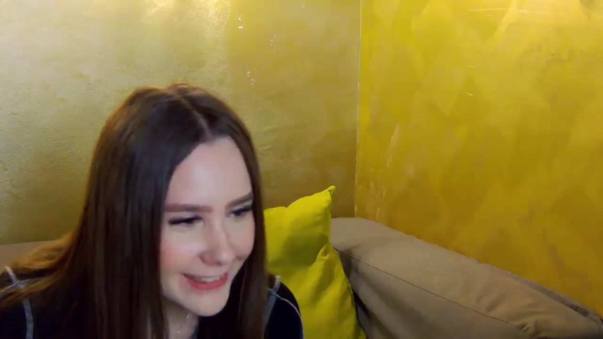 Gallery image thumbnail from Radiance's myfreecams stream on, 03/02/2026, 16:10 image 3 of 20