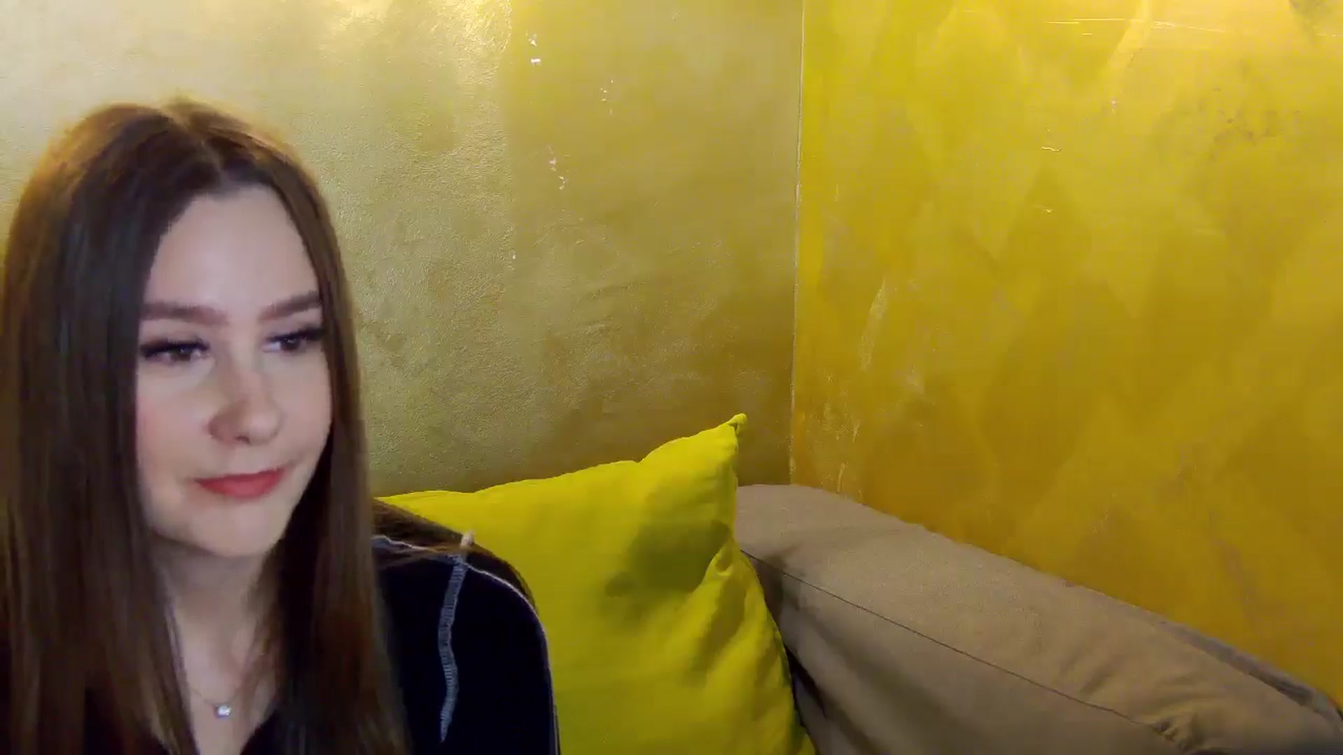 Gallery image thumbnail from Radiance's myfreecams stream on, 03/02/2026, 16:10 image 5 of 20