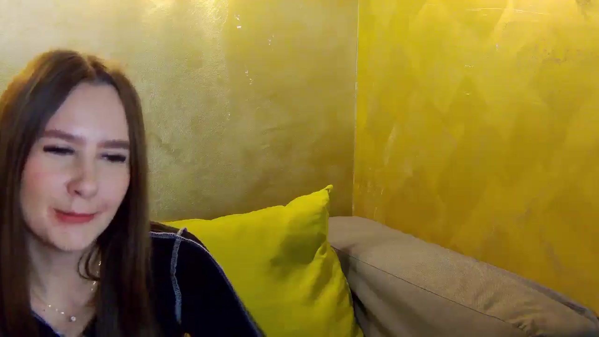 Gallery image thumbnail from Radiance's myfreecams stream on, 03/02/2026, 16:10 image 8 of 20