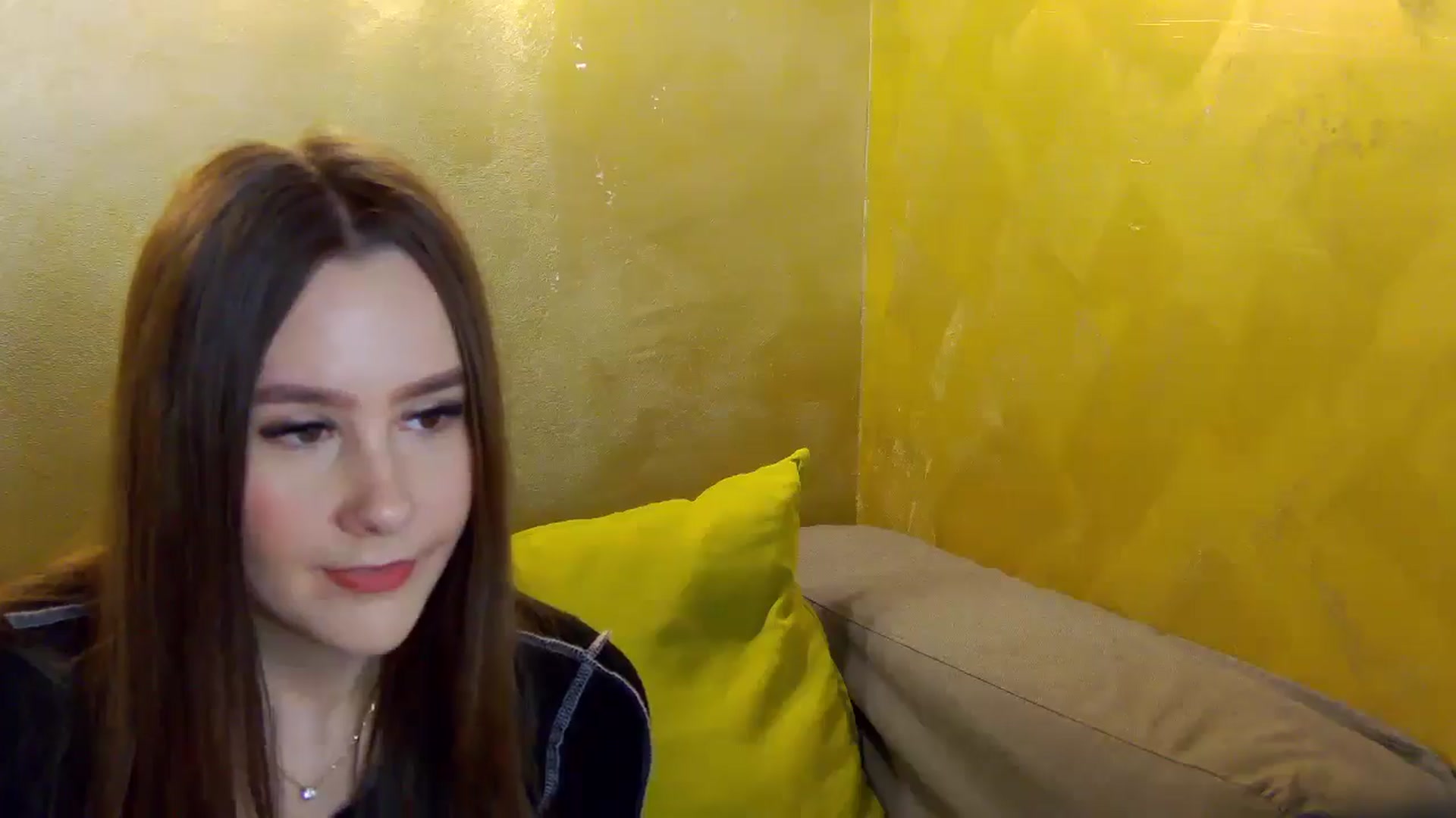 Gallery image thumbnail from Radiance's myfreecams stream on, 03/02/2026, 16:10 image 12 of 20