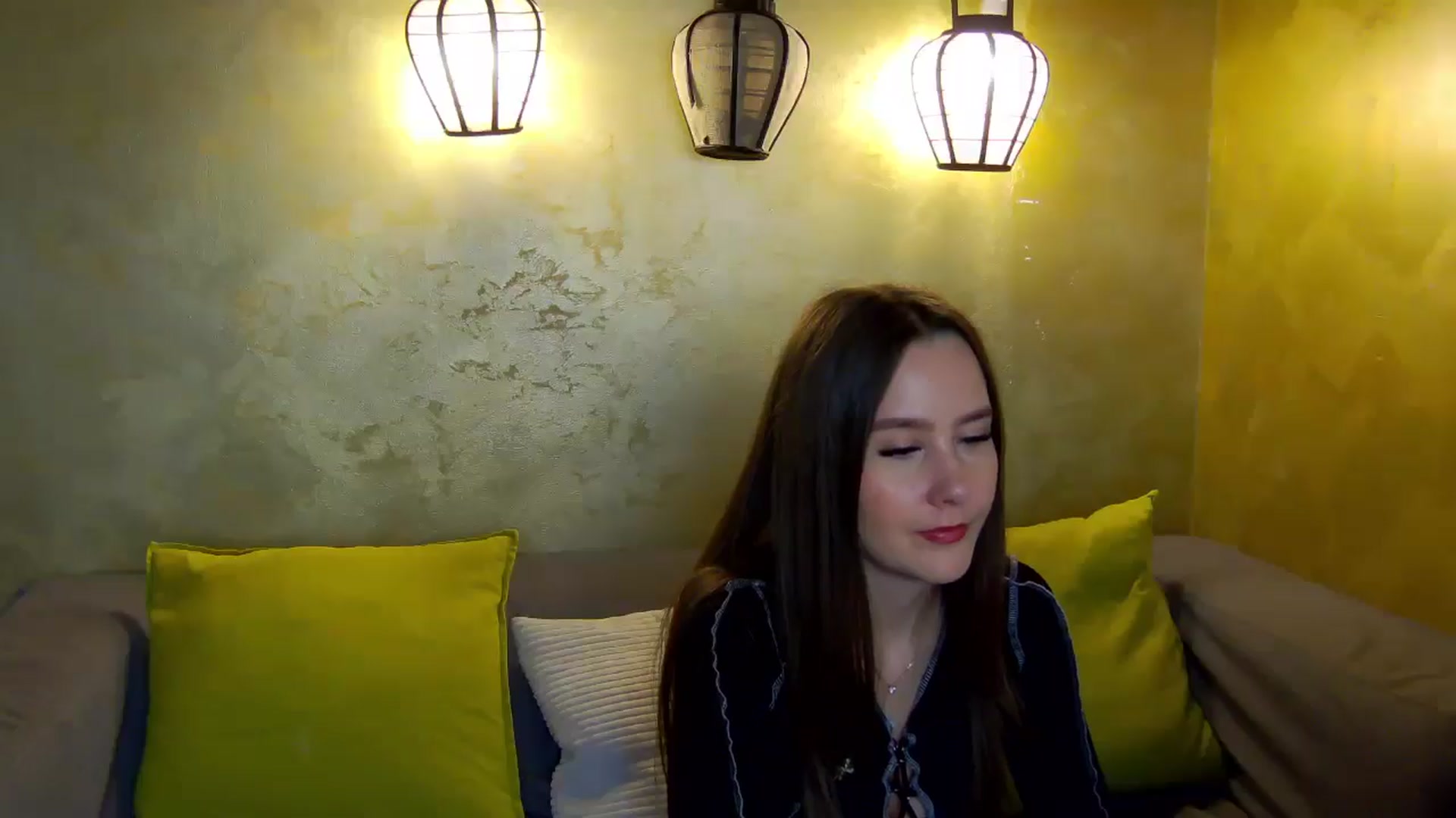 Gallery image thumbnail from Radiance's myfreecams stream on, 03/02/2026, 18:36 image 14 of 20