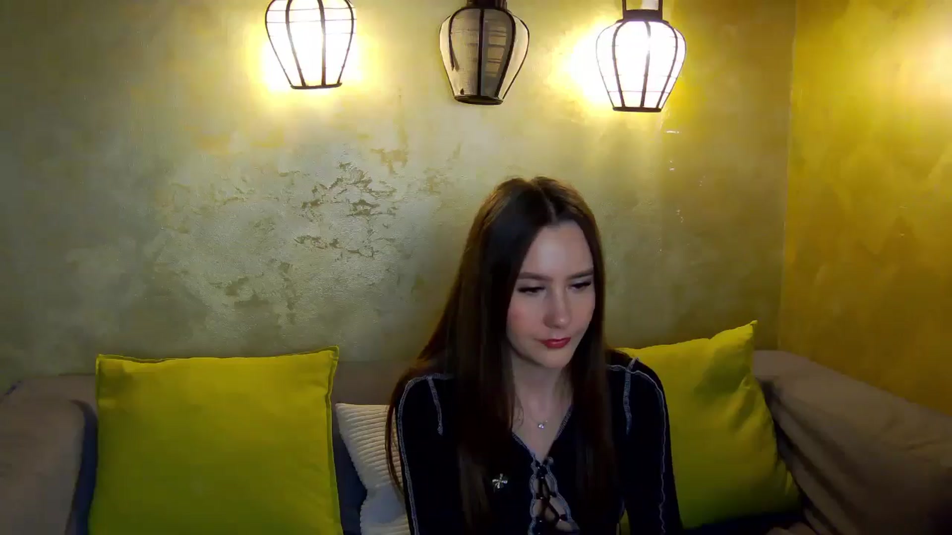Gallery image thumbnail from Radiance's myfreecams stream on, 03/02/2026, 18:36 image 12 of 20