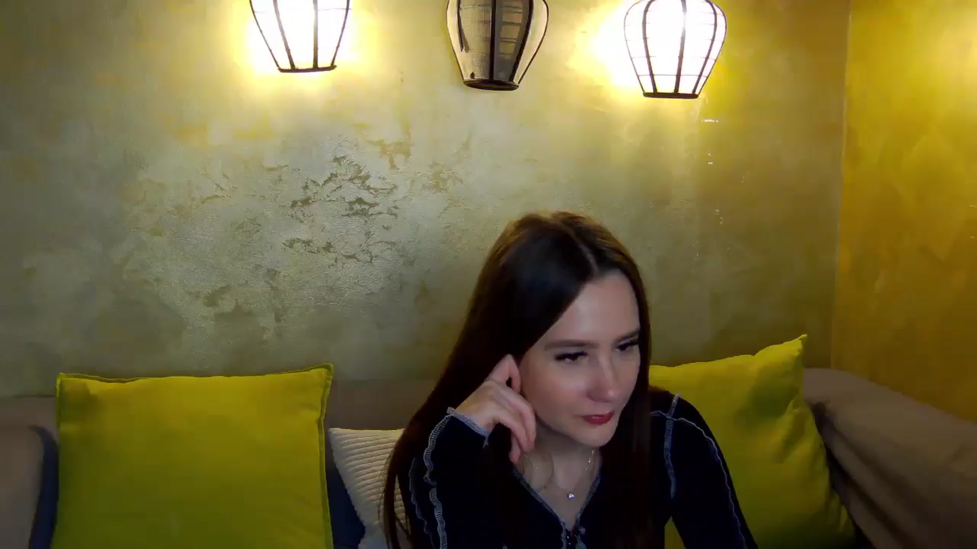 Gallery image thumbnail from Radiance's myfreecams stream on, 03/02/2026, 18:36 image 9 of 20