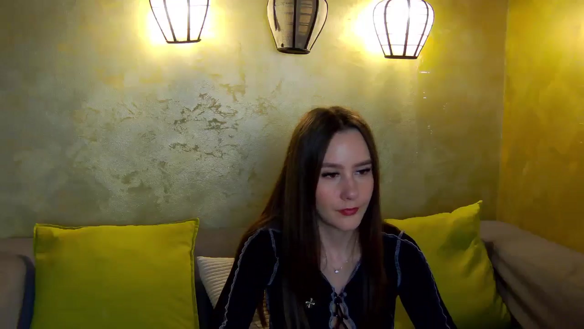 Gallery image thumbnail from Radiance's myfreecams stream on, 03/02/2026, 18:36 image 10 of 20
