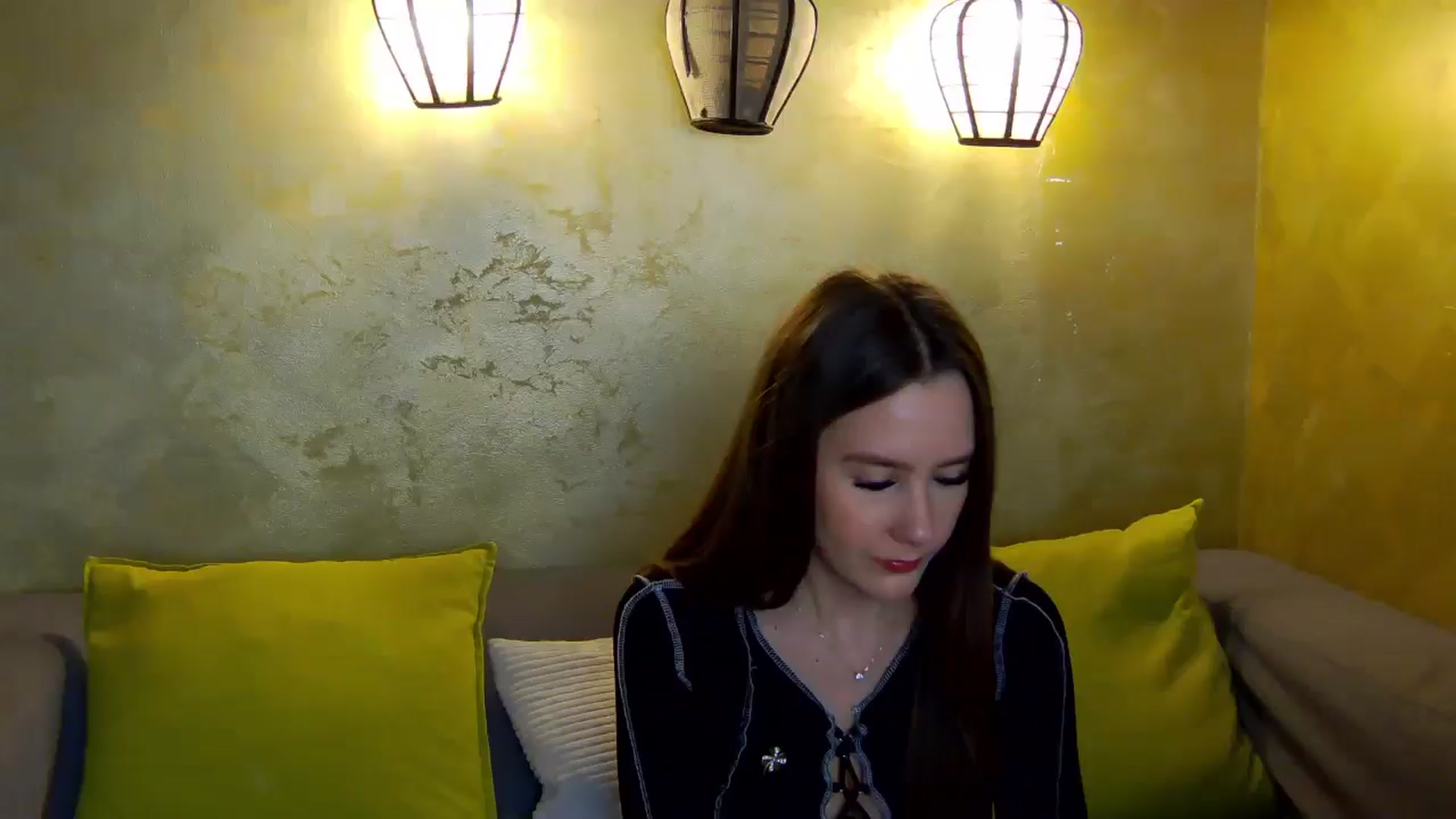 Gallery image thumbnail from Radiance's myfreecams stream on, 03/02/2026, 18:36 image 1 of 20