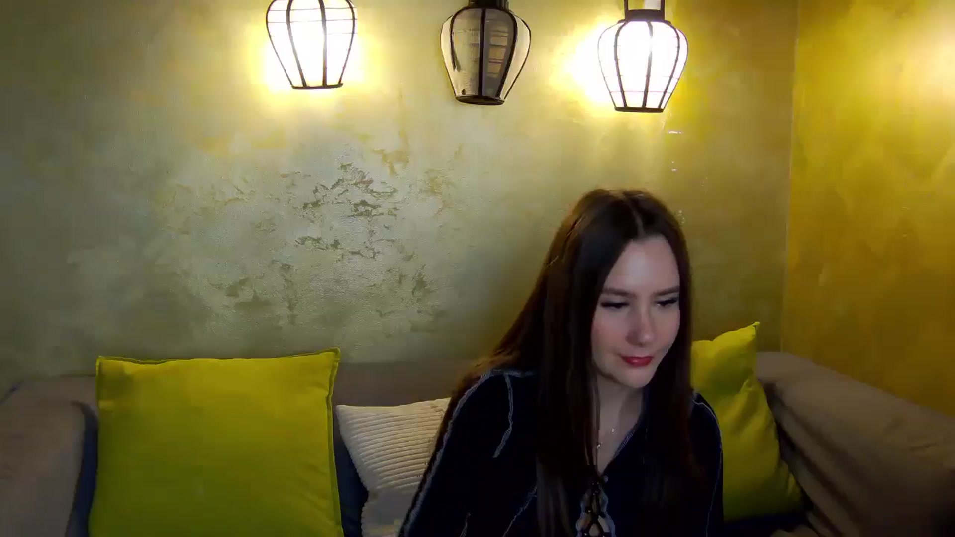 Gallery image thumbnail from Radiance's myfreecams stream on, 03/02/2026, 18:36 image 16 of 20