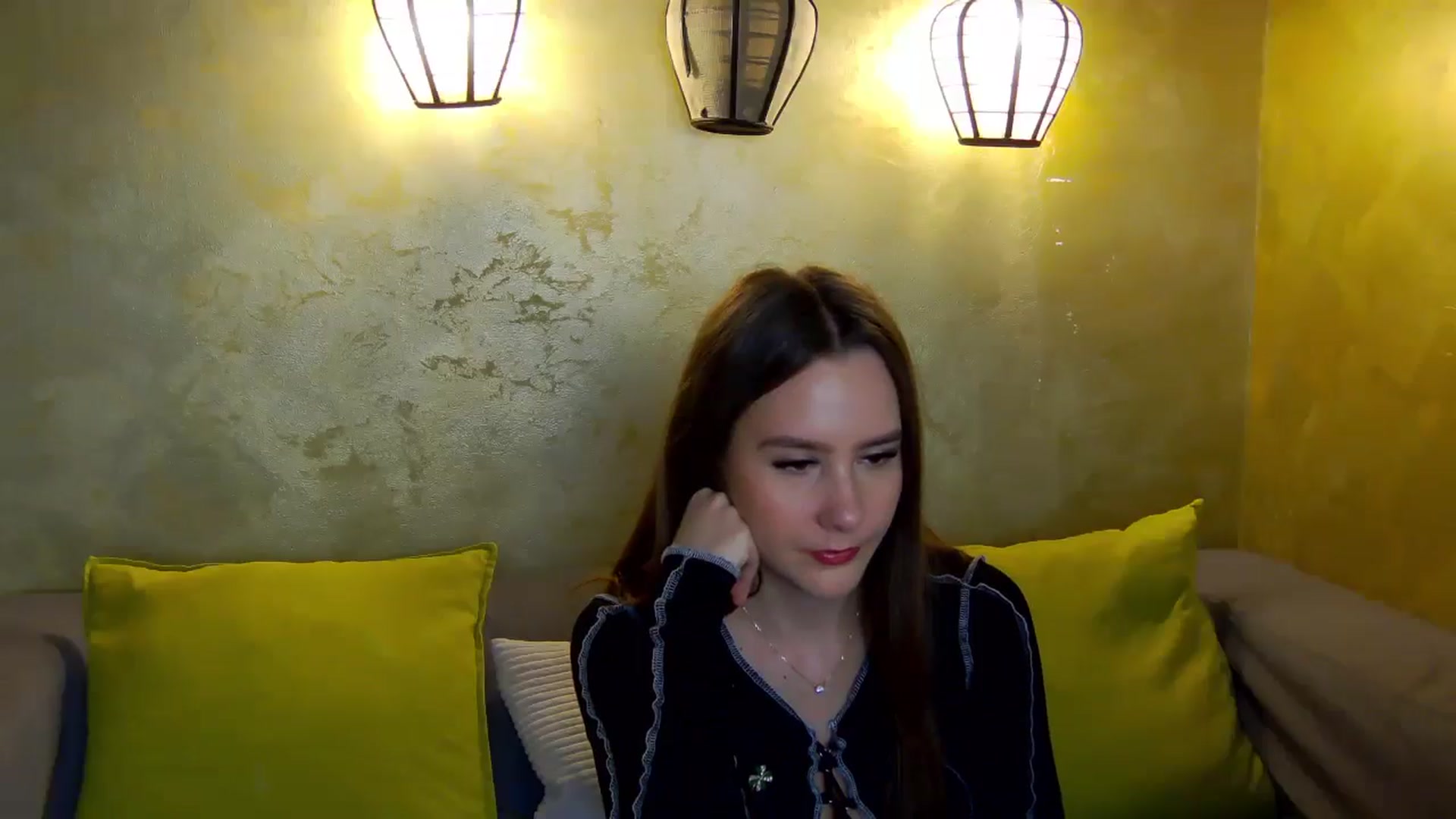Gallery image thumbnail from Radiance's myfreecams stream on, 03/02/2026, 18:36 image 5 of 20