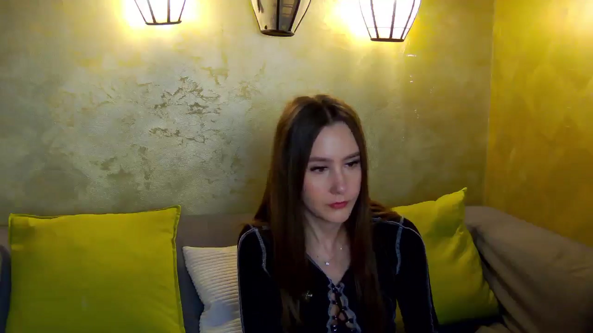 Gallery image thumbnail from Radiance's myfreecams stream on, 03/02/2026, 19:25 image 10 of 20