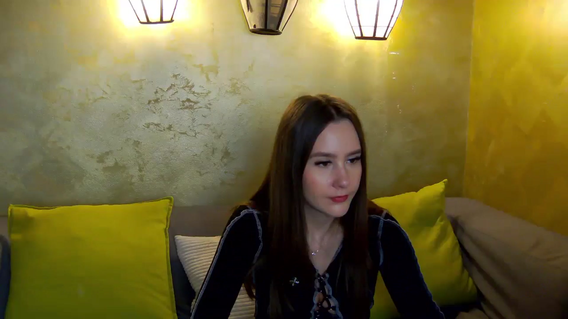 Gallery image thumbnail from Radiance's myfreecams stream on, 03/02/2026, 19:25 image 3 of 20