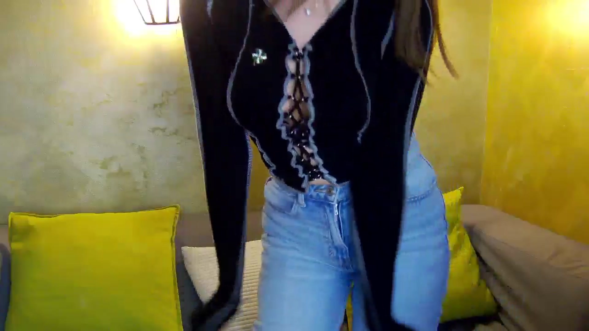 Gallery image thumbnail from Radiance's myfreecams stream on, 03/02/2026, 20:46 image 2 of 20