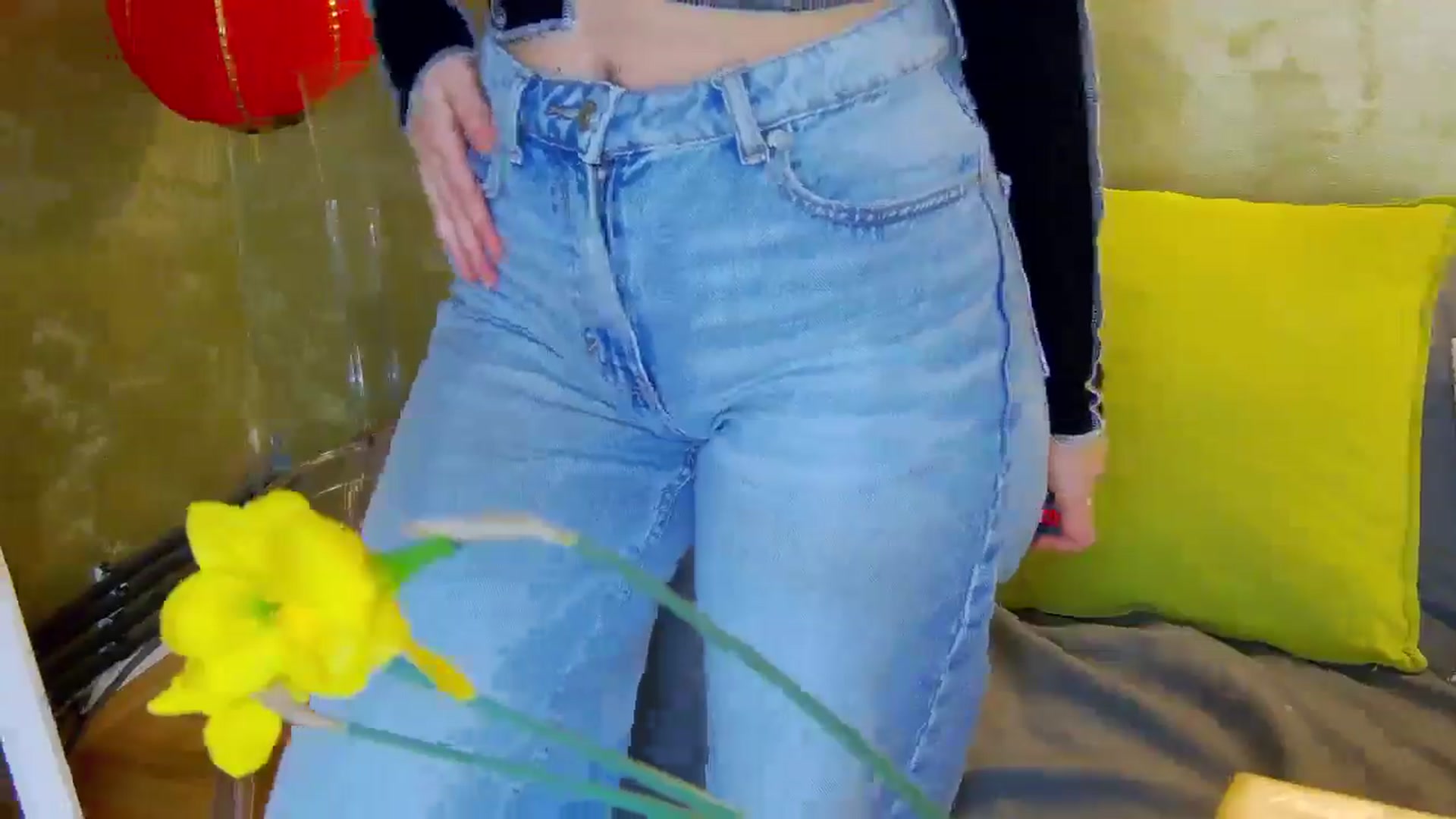 Gallery image thumbnail from Radiance's myfreecams stream on, 03/02/2026, 20:46 image 4 of 20