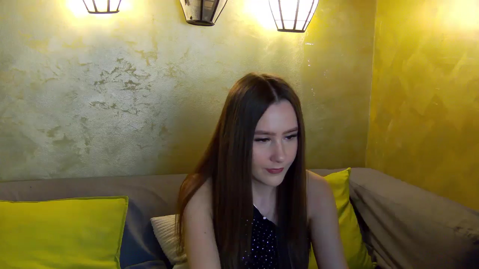 Gallery image thumbnail from Radiance's myfreecams stream on, 03/03/2026, 17:32 image 19 of 20