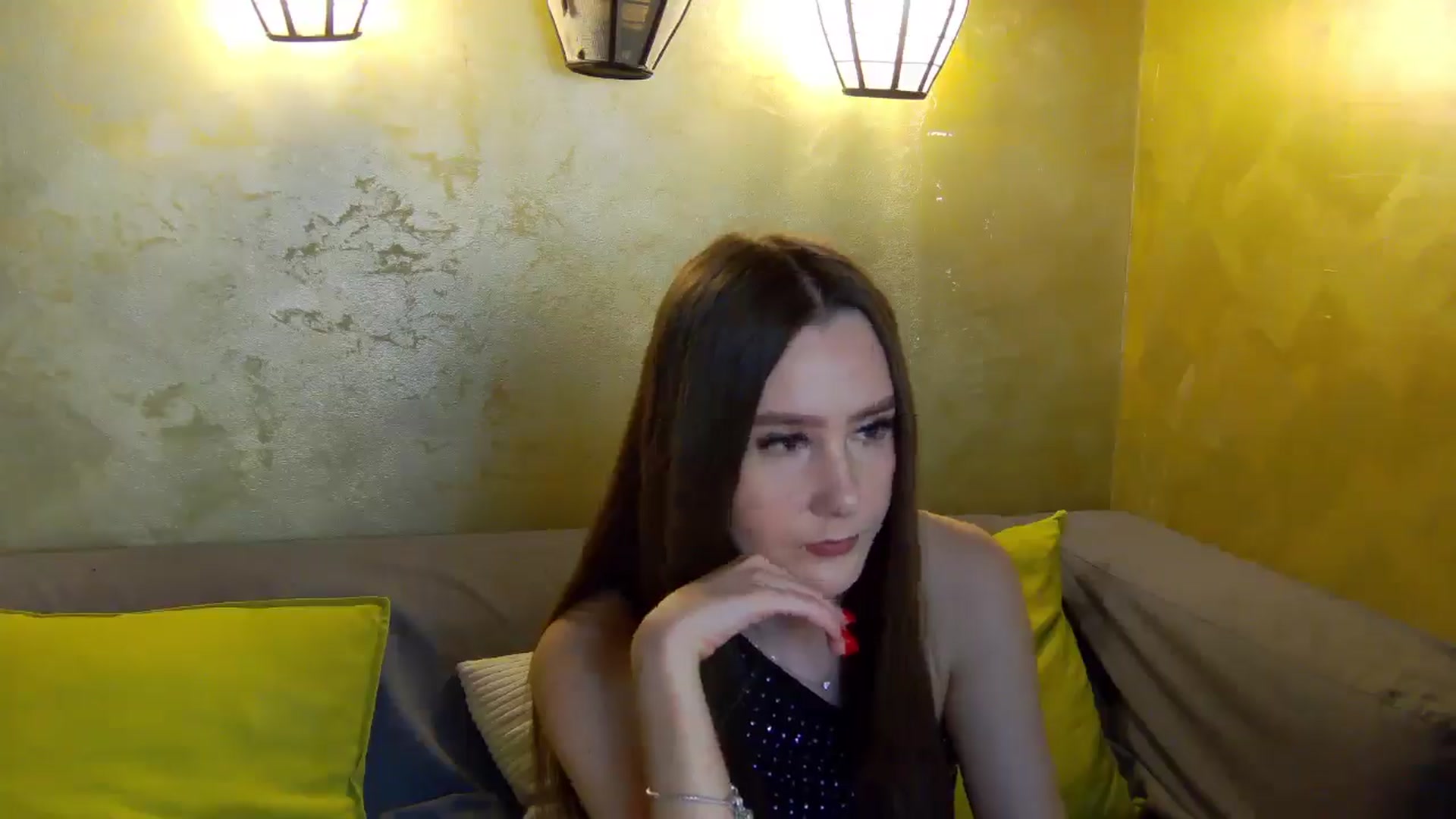 Gallery image thumbnail from Radiance's myfreecams stream on, 03/03/2026, 17:32 image 15 of 20