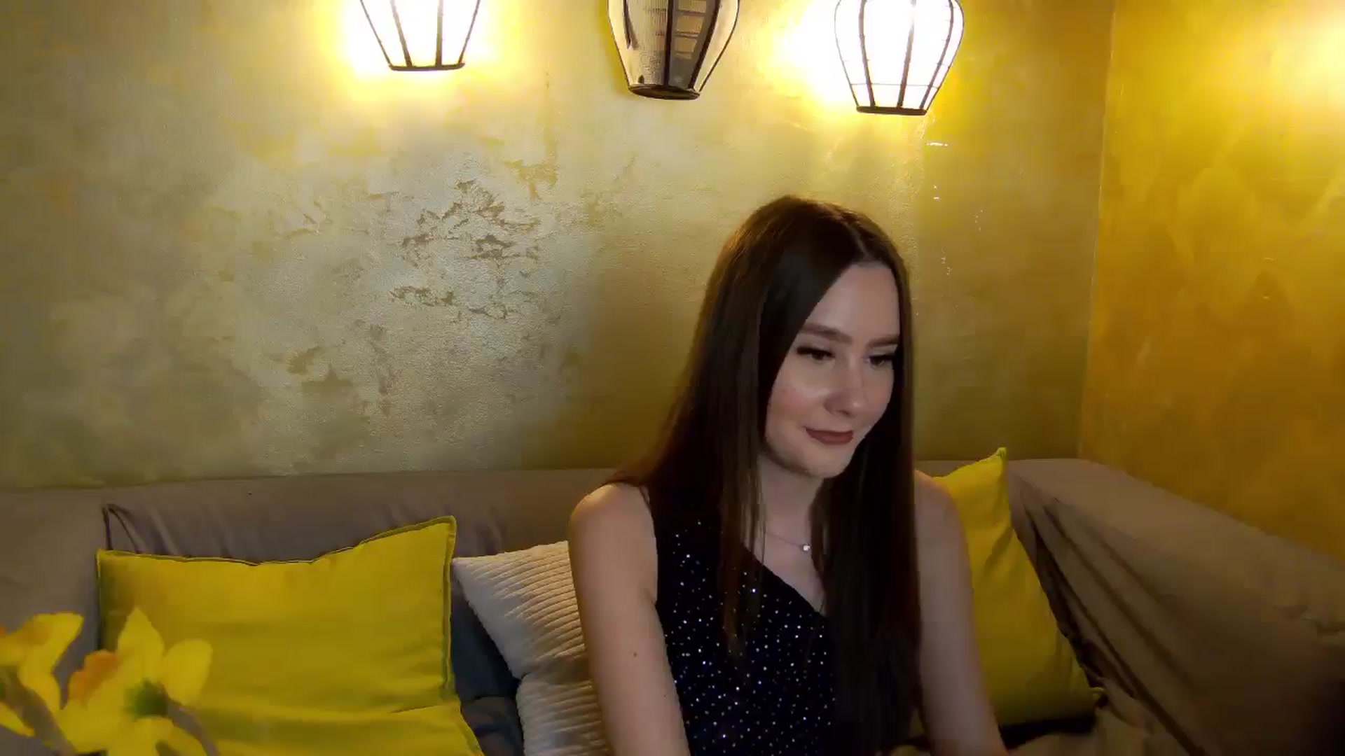 Gallery image thumbnail from Radiance's myfreecams stream on, 03/03/2026, 19:24 image 15 of 20