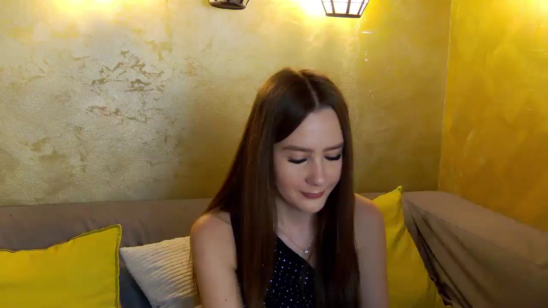Gallery image thumbnail from Radiance's myfreecams stream on, 03/03/2026, 19:24 image 19 of 20