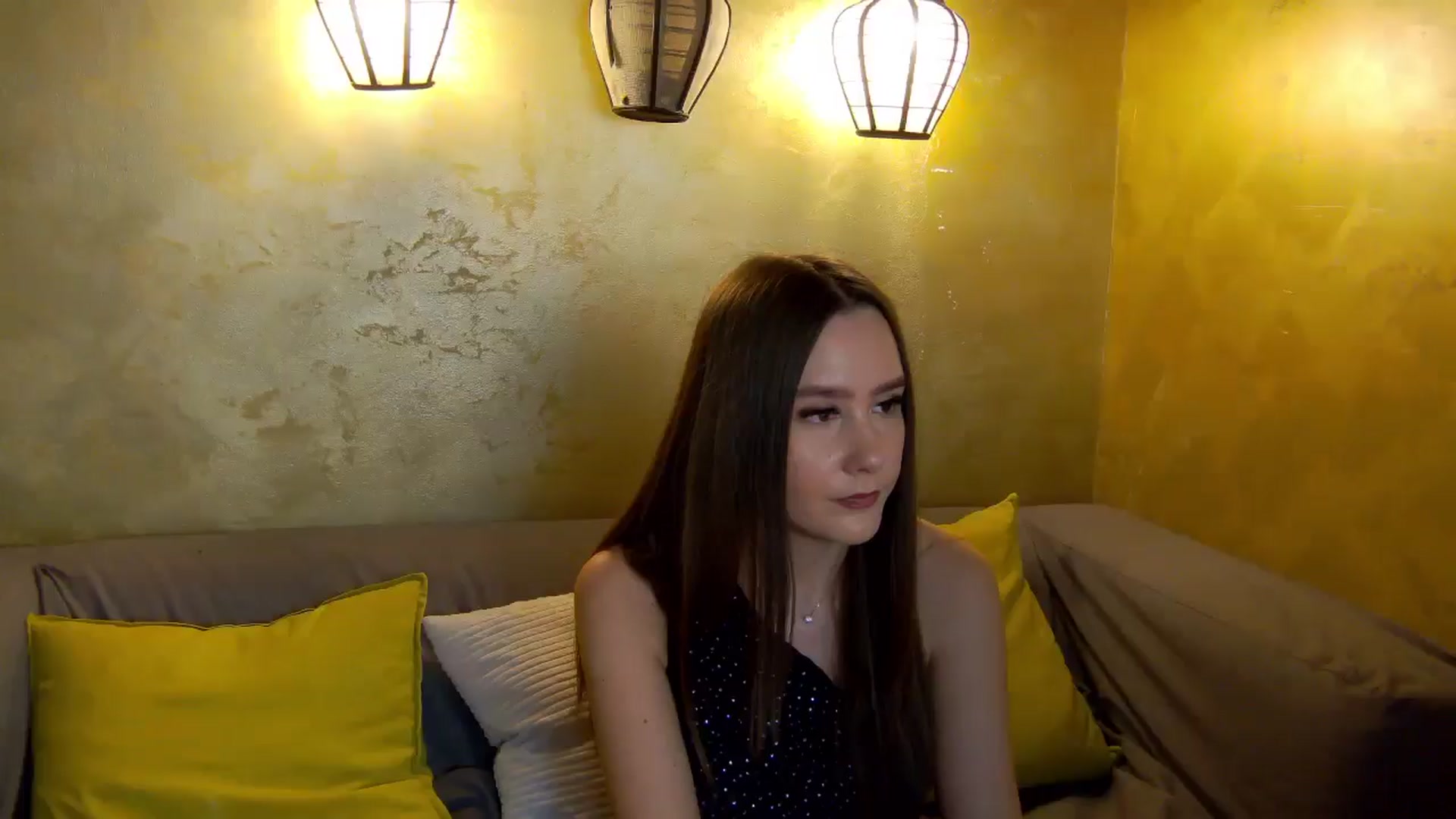 Gallery image thumbnail from Radiance's myfreecams stream on, 03/03/2026, 19:24 image 11 of 20