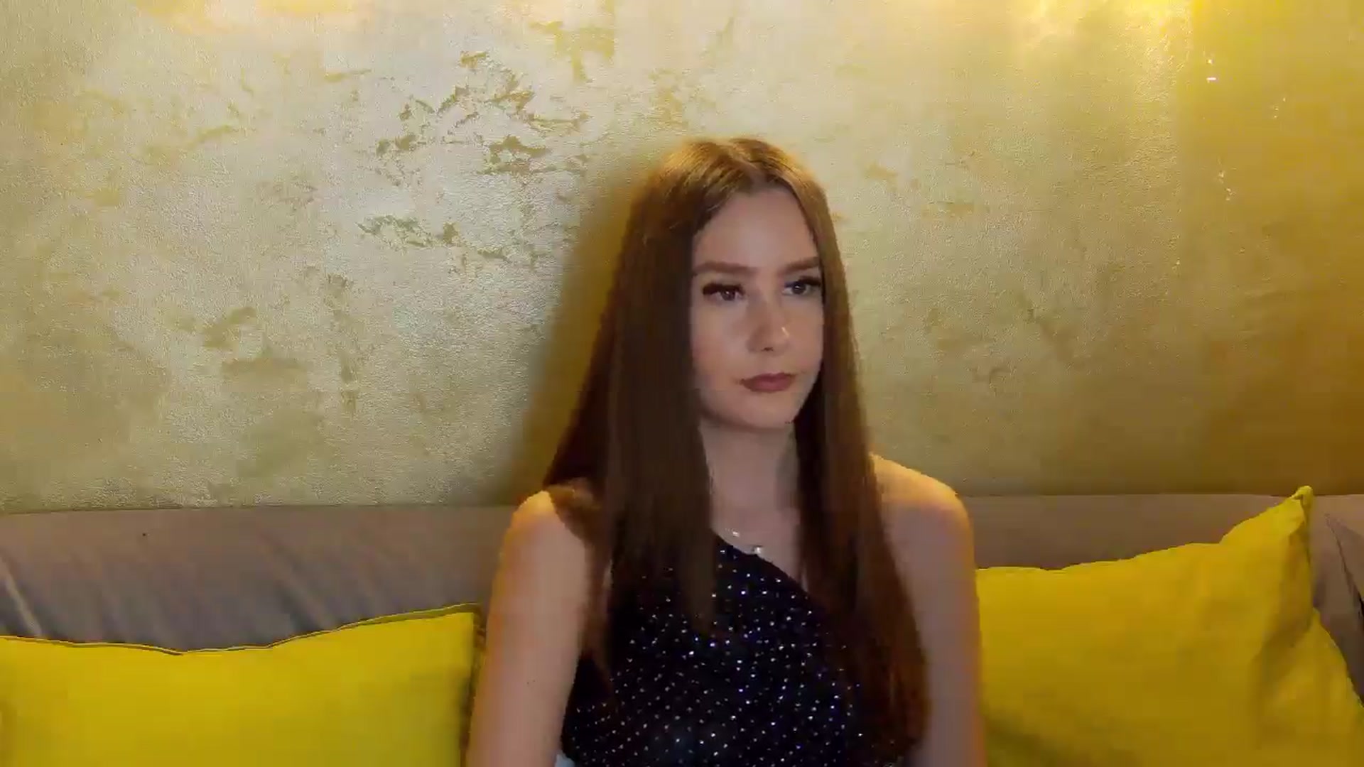 Gallery image thumbnail from Radiance's myfreecams stream on, 03/03/2026, 21:09 image 17 of 20