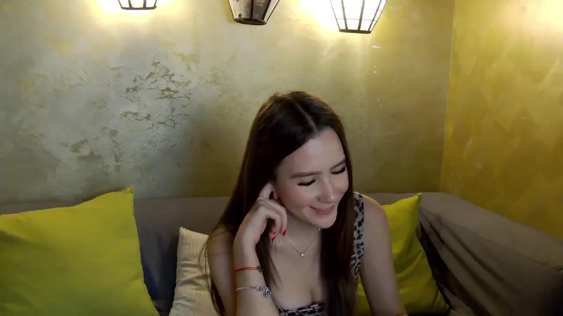 Gallery image thumbnail from Radiance's myfreecams stream on, 03/04/2026, 16:01 image 20 of 20