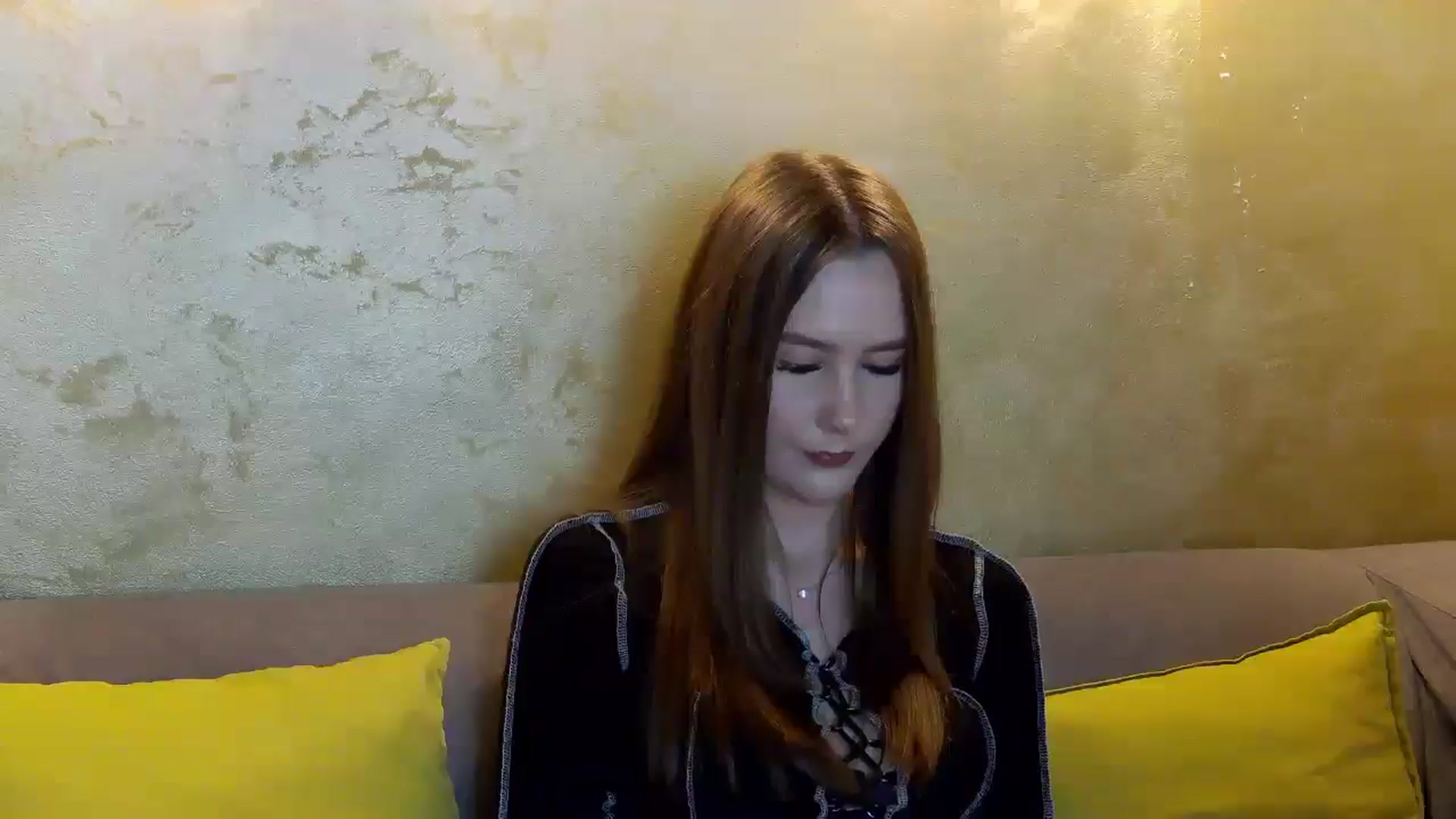 Gallery image thumbnail from Radiance's myfreecams stream on, 03/08/2026, 19:36 image 12 of 20
