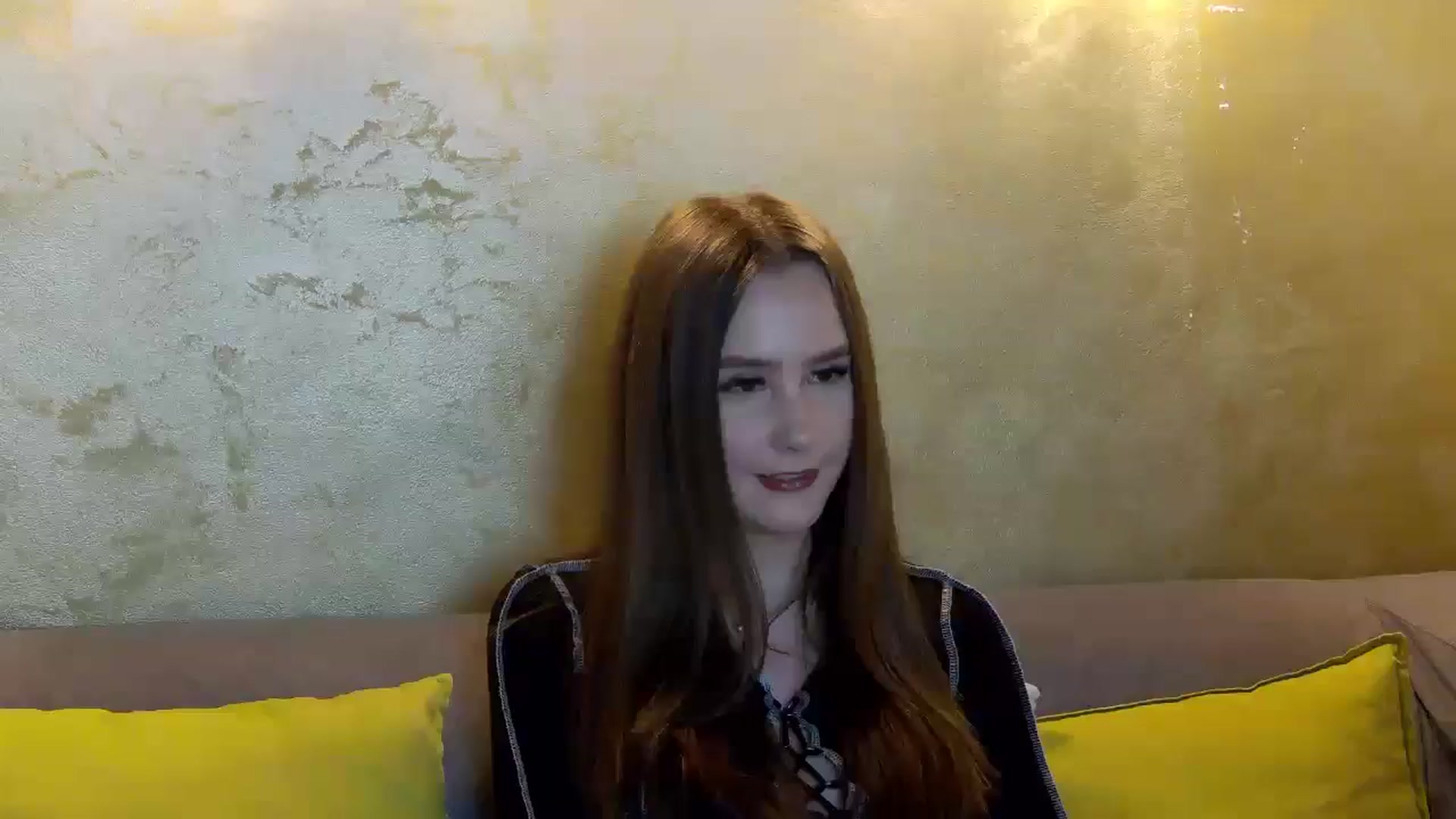 Gallery image thumbnail from Radiance's myfreecams stream on, 03/08/2026, 19:36 image 7 of 20
