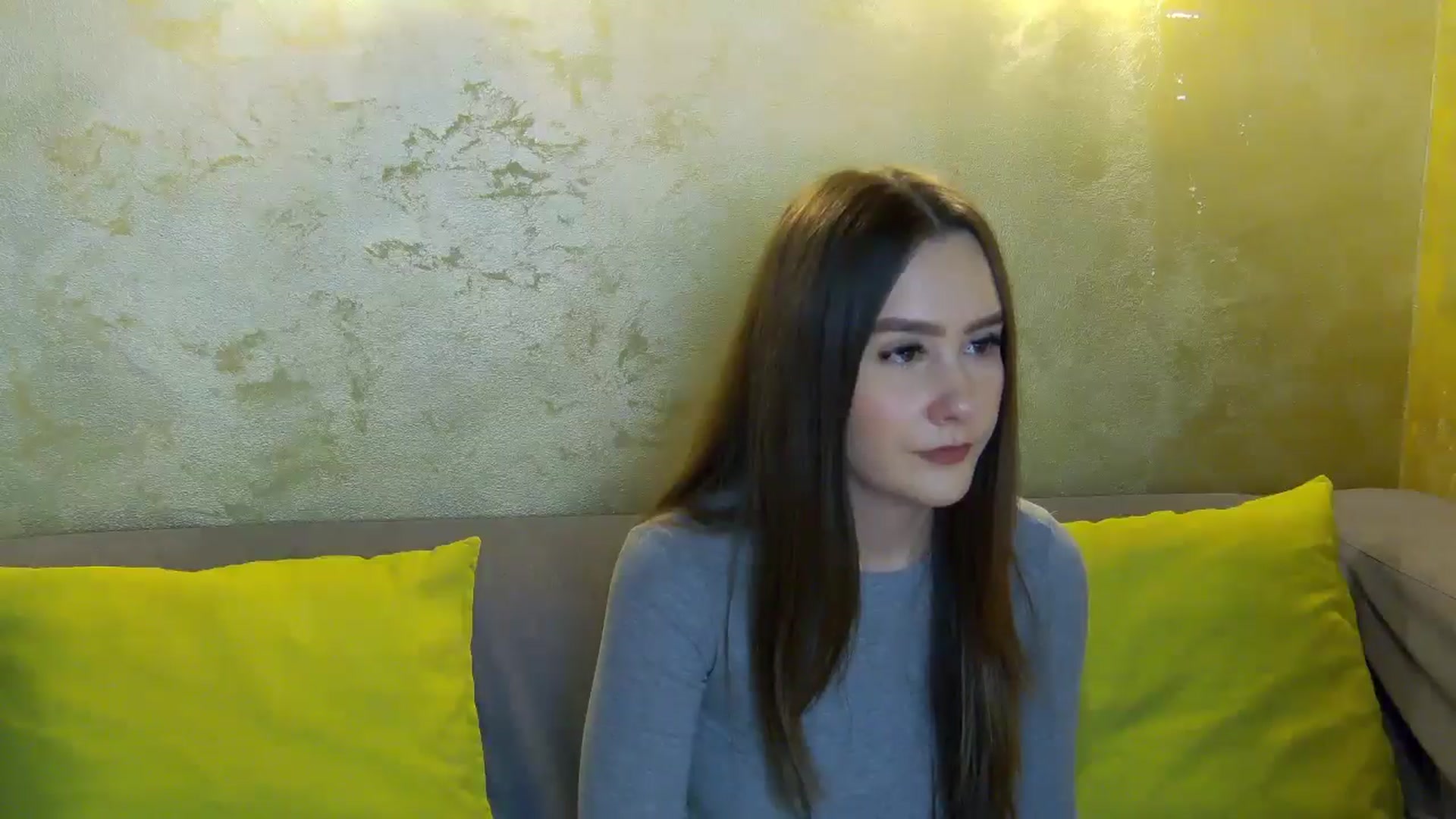 Gallery image thumbnail from Radiance's myfreecams stream on, 03/09/2026, 19:48 image 15 of 20
